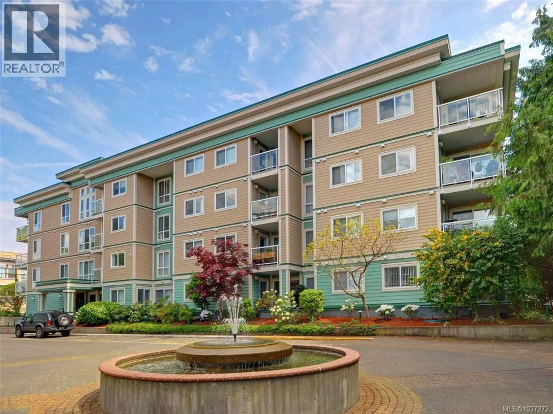 Property at #104 689 Bay St, Victoria, BC
