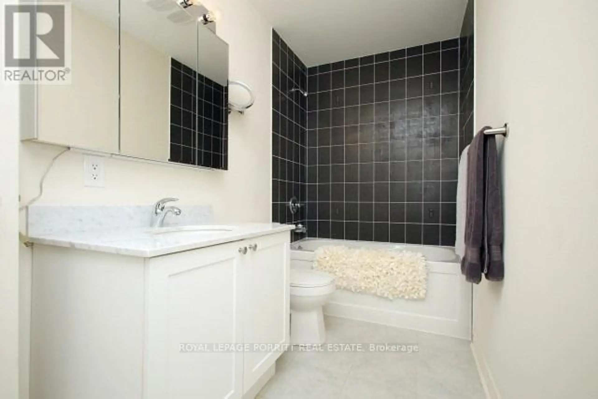#1109 3865 LAKE SHORE BOULEVARD W - Image 11
