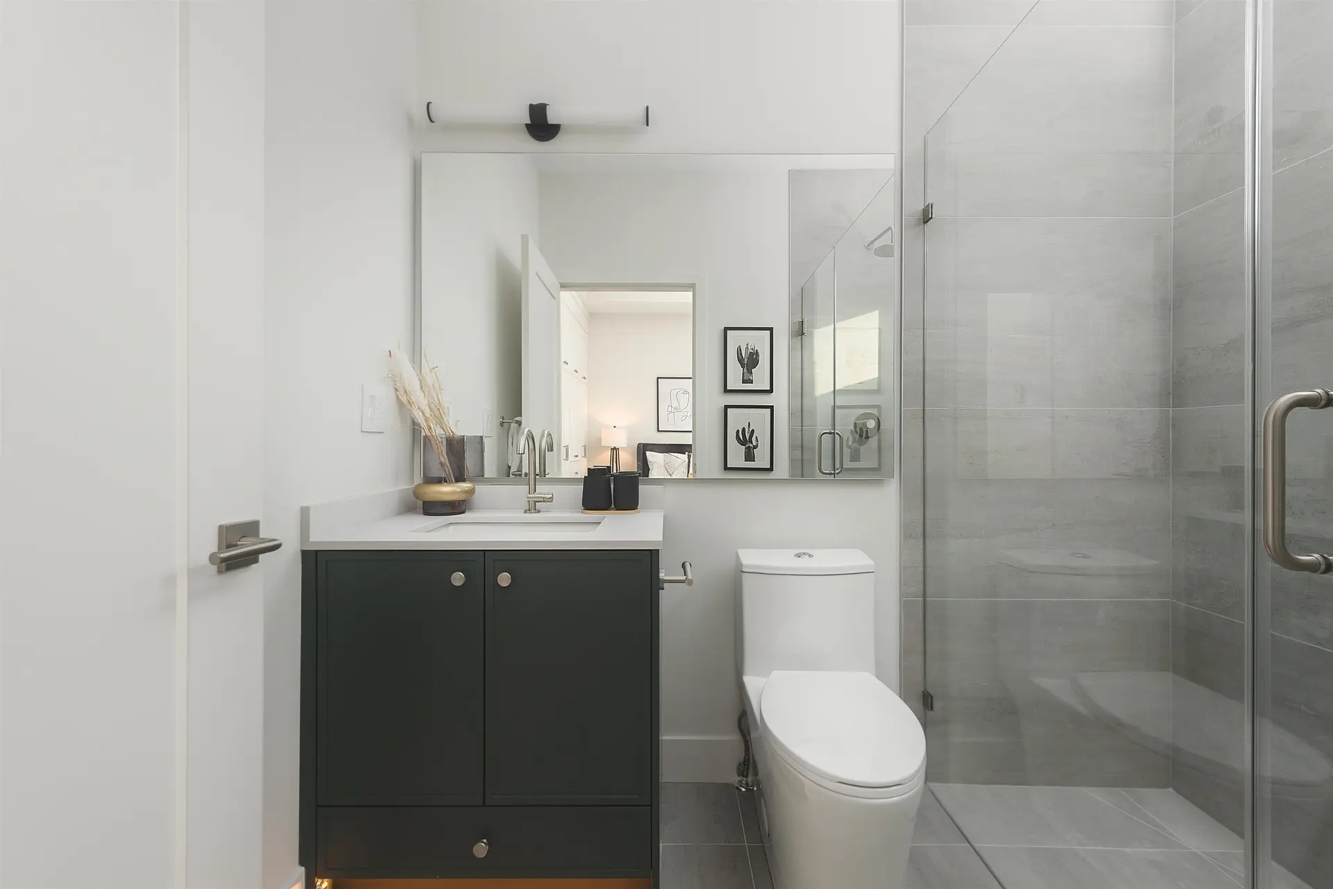 #2 8508 East Boulevard - Image 10