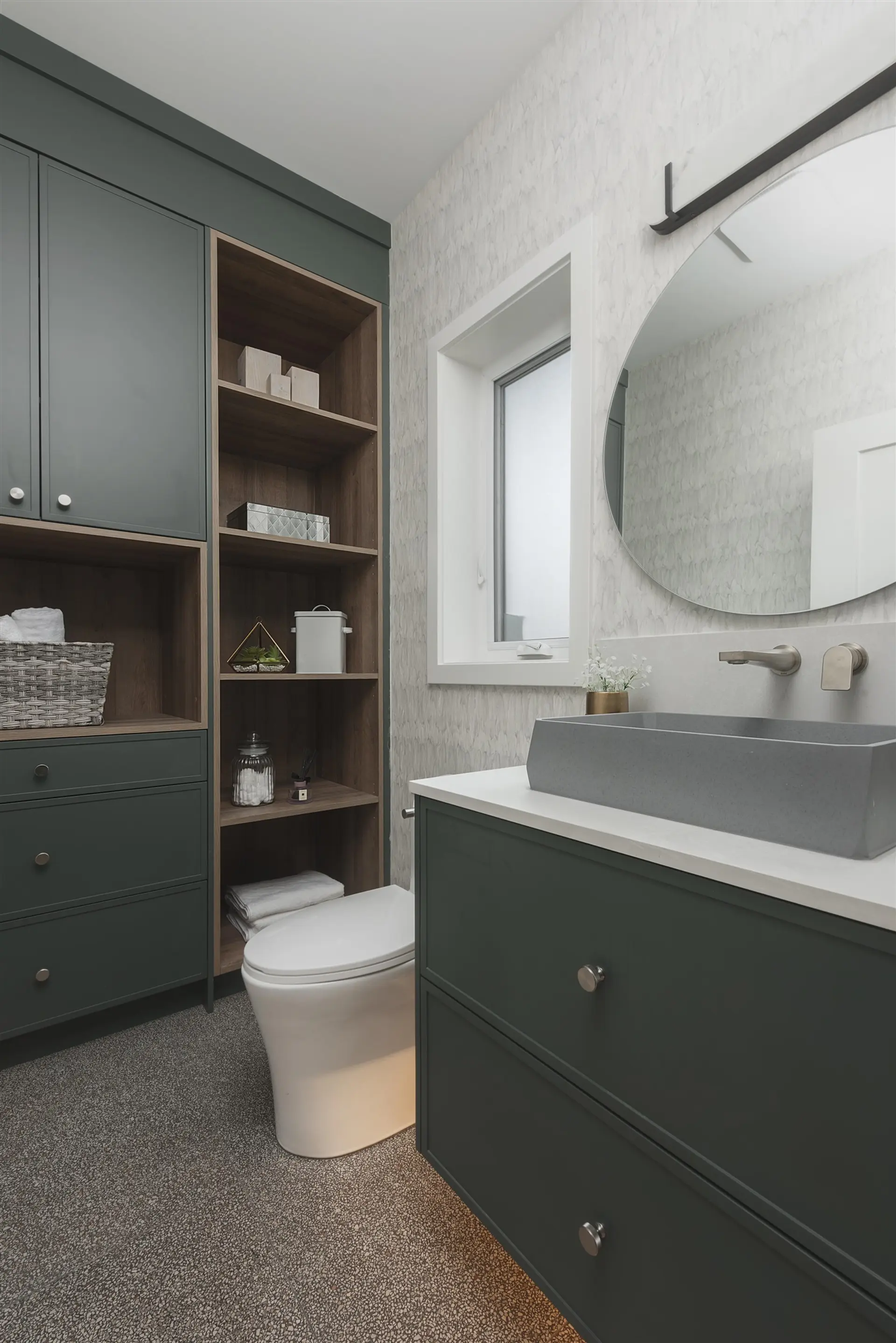 #2 8508 East Boulevard - Image 8
