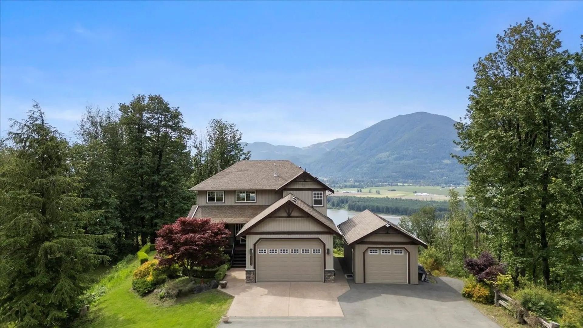 Property at 43251 Salmonberry Drive, Chilliwack, BC