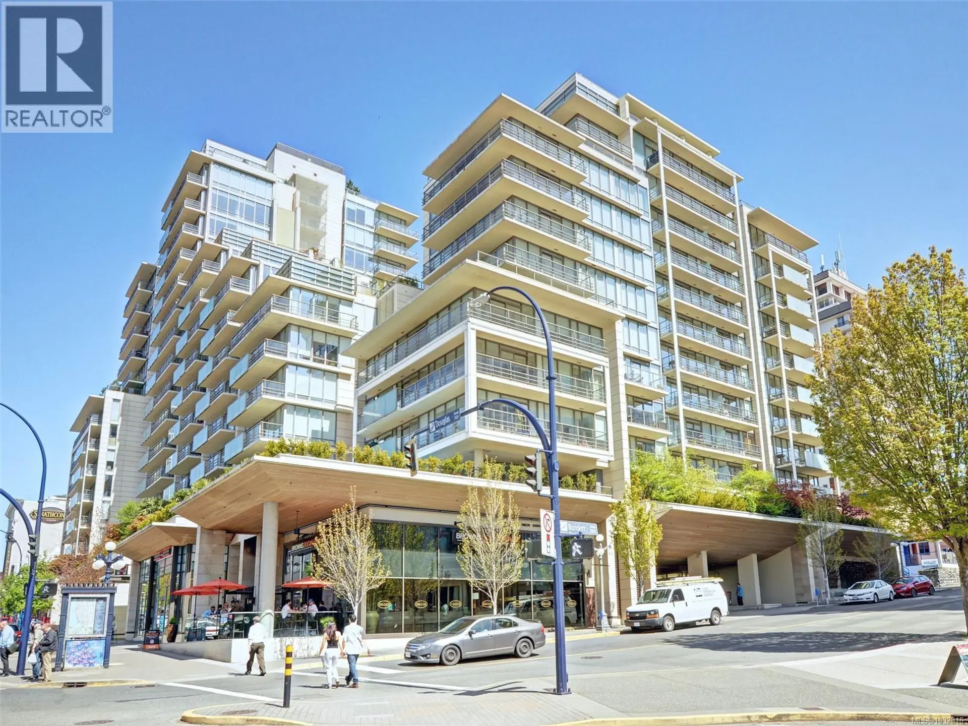 Property at #406 708 Burdett Ave, Victoria, BC