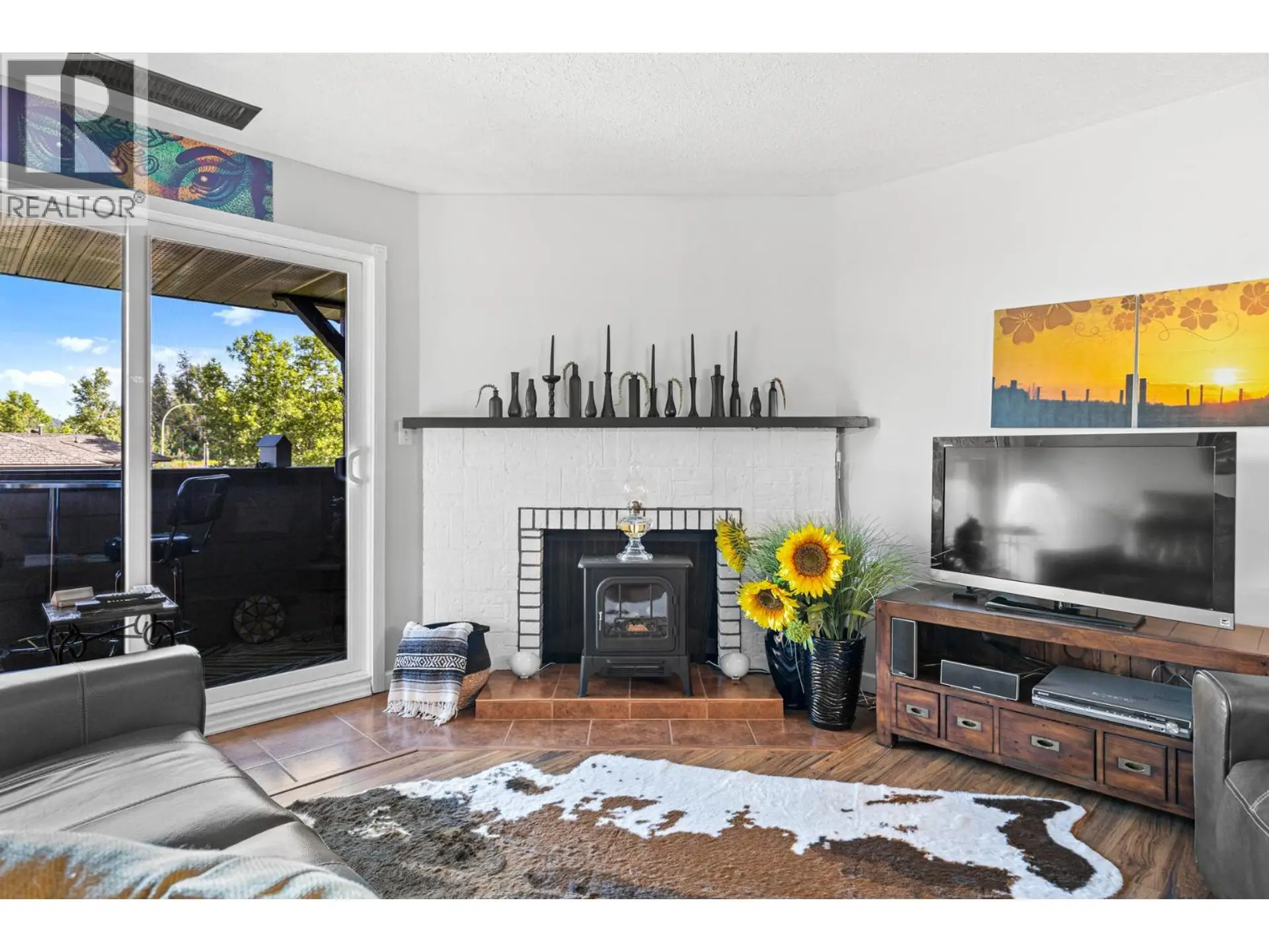 Property at #218 1665 Ufton Court, Kelowna, BC