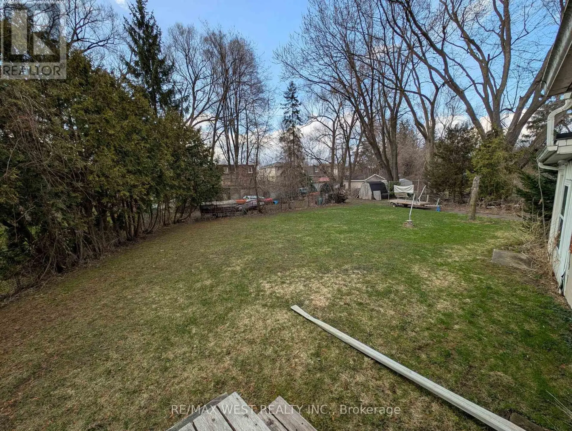 1192 & 1200 KINGSTON RD ROAD - Image 3