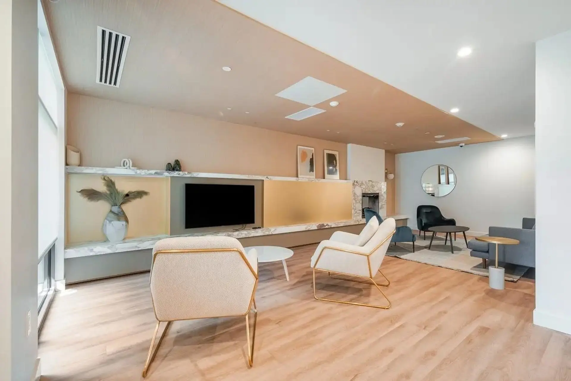 #101 741 Anskar Court - Image 17
