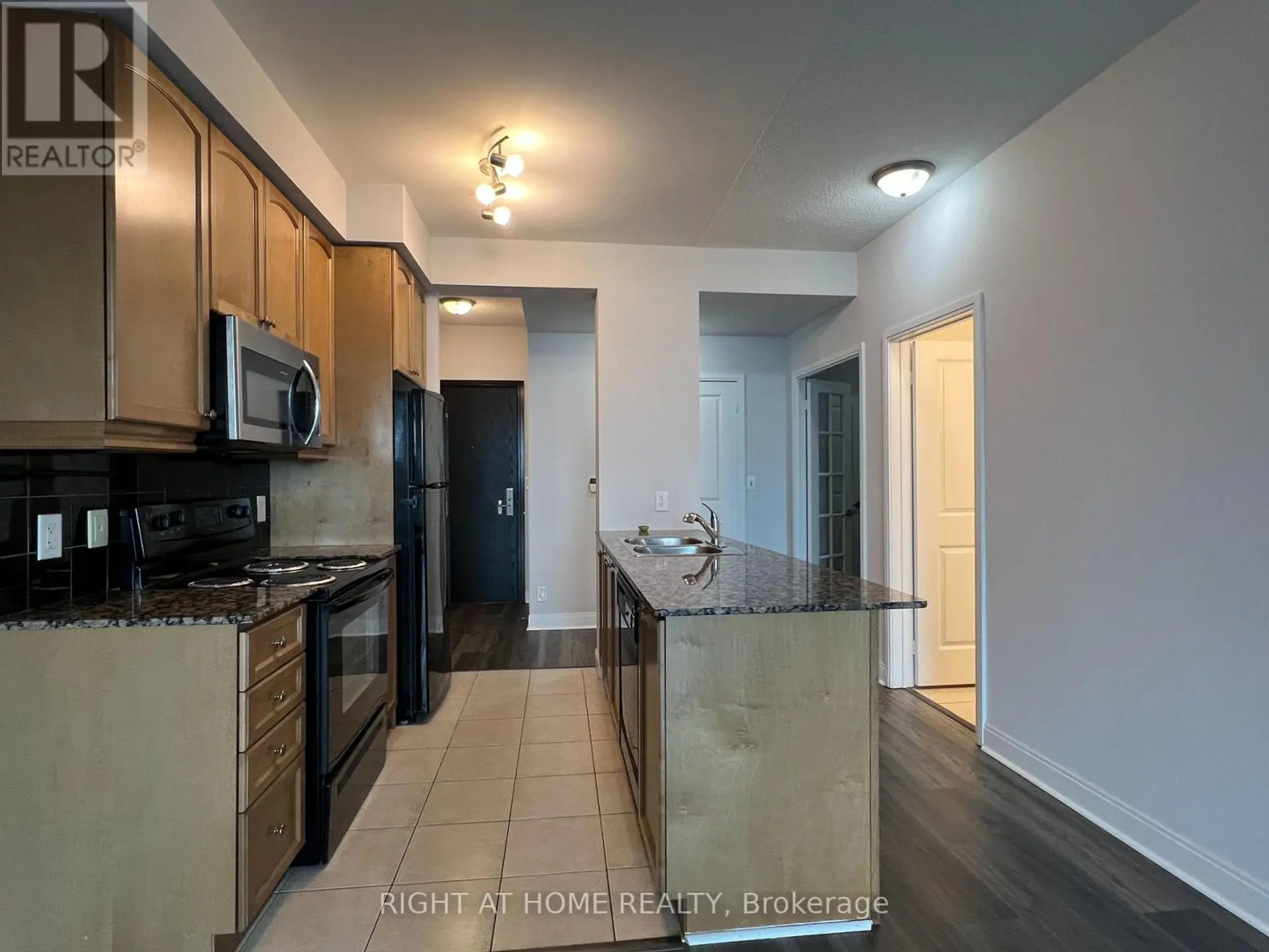 #2101 80 ABSOLUTE AVENUE - Image 8