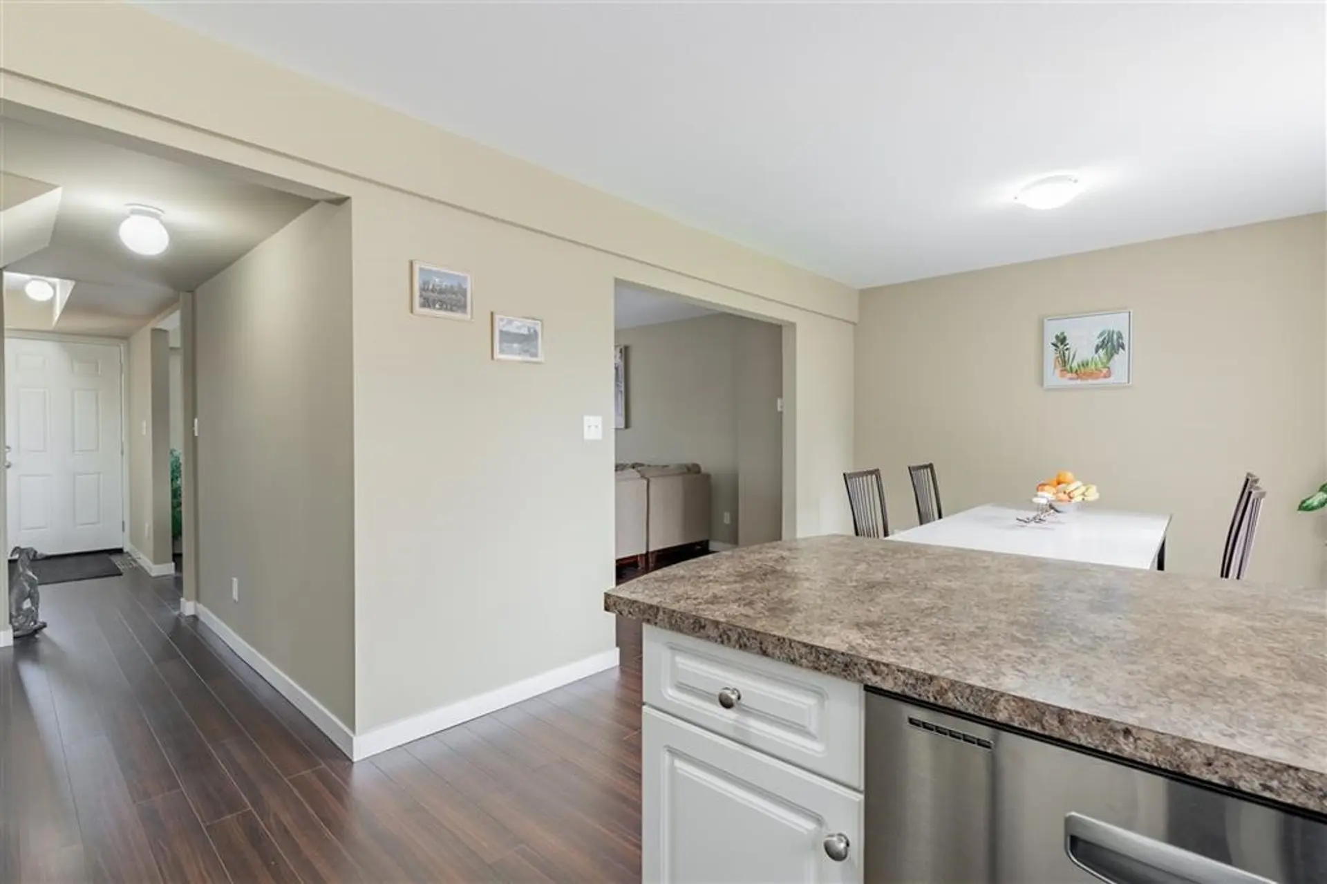 638 Gauthier Avenue - Image 11