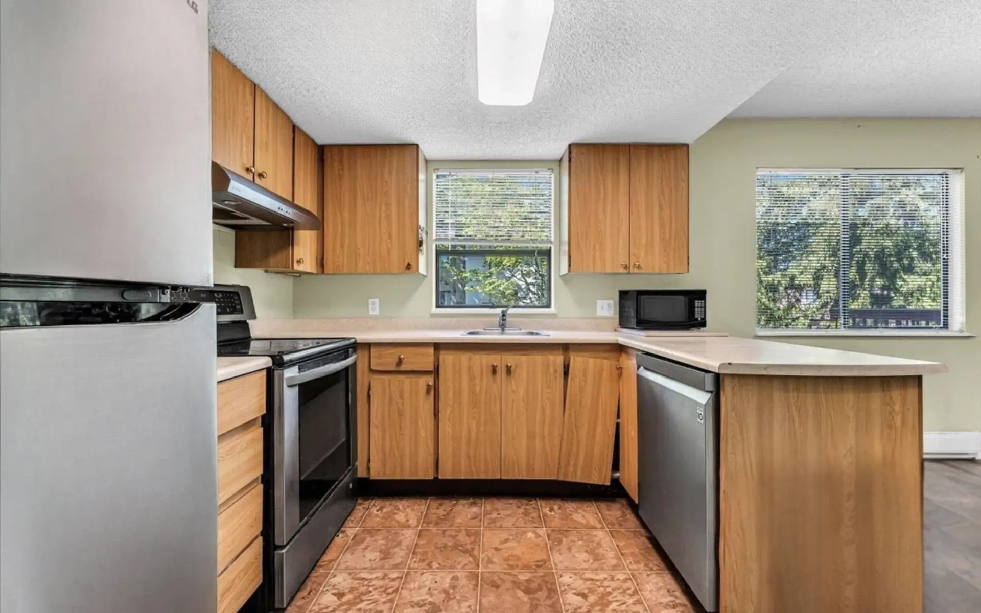 #201 13316 71b Avenue - Image 3