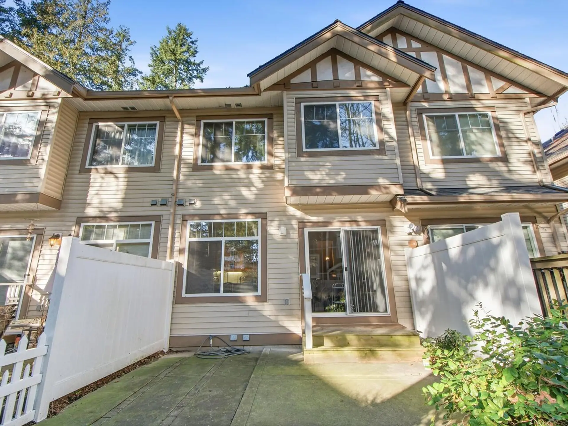 Property at #3 2678 King George Boulevard, Surrey, BC