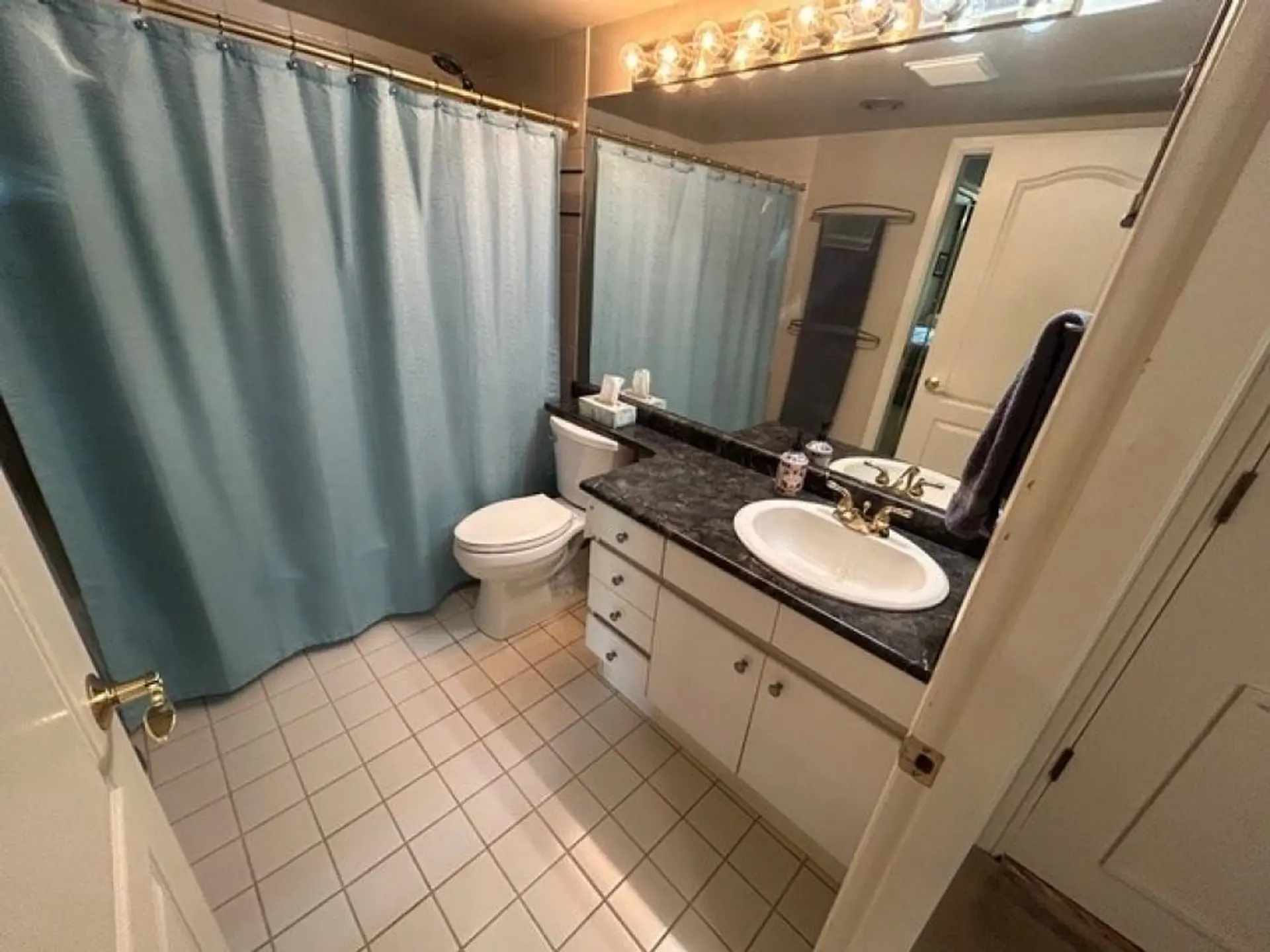 #810 1327 E Keith Road - Image 9