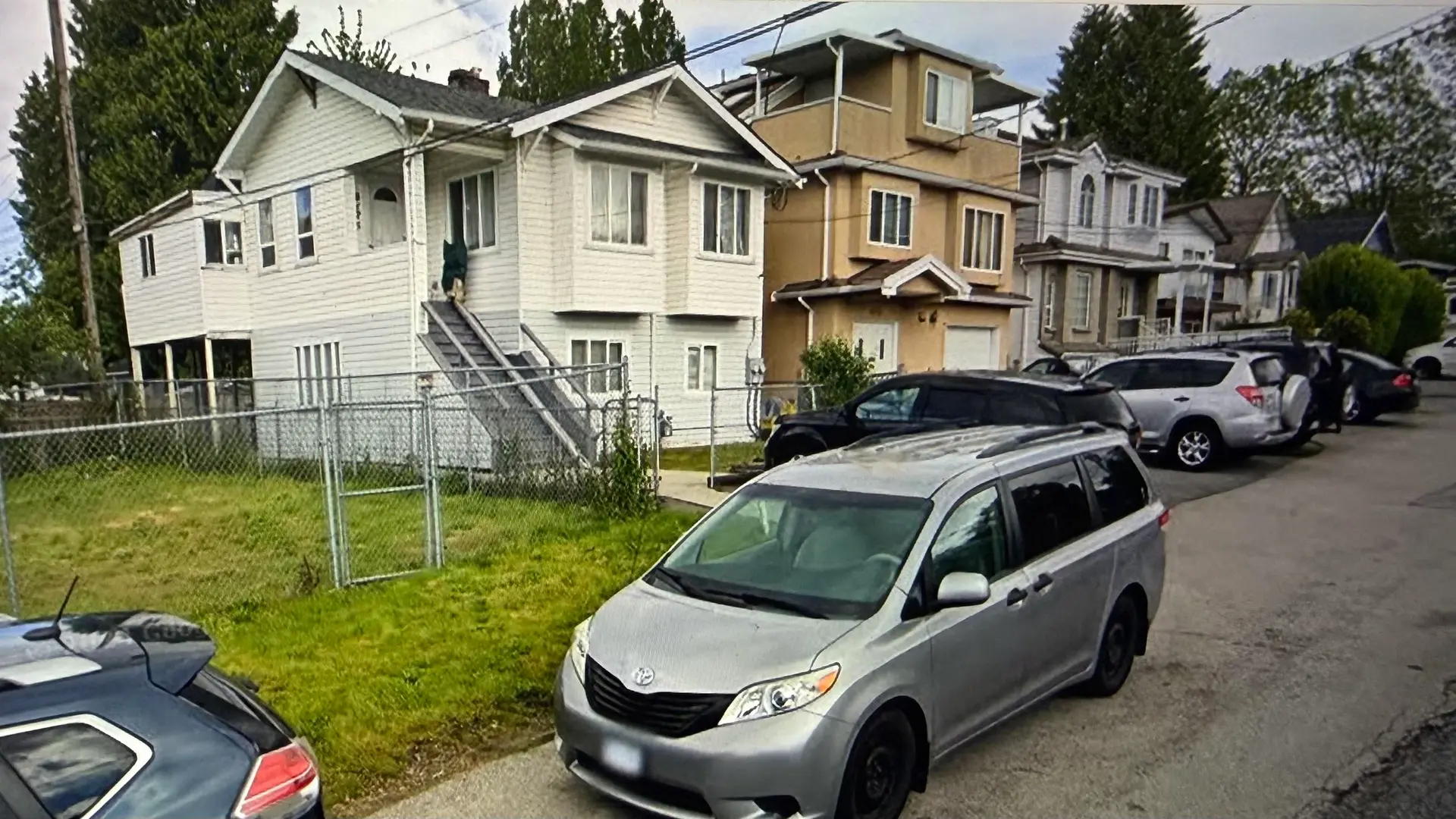 8125 St. George Street - Image 3