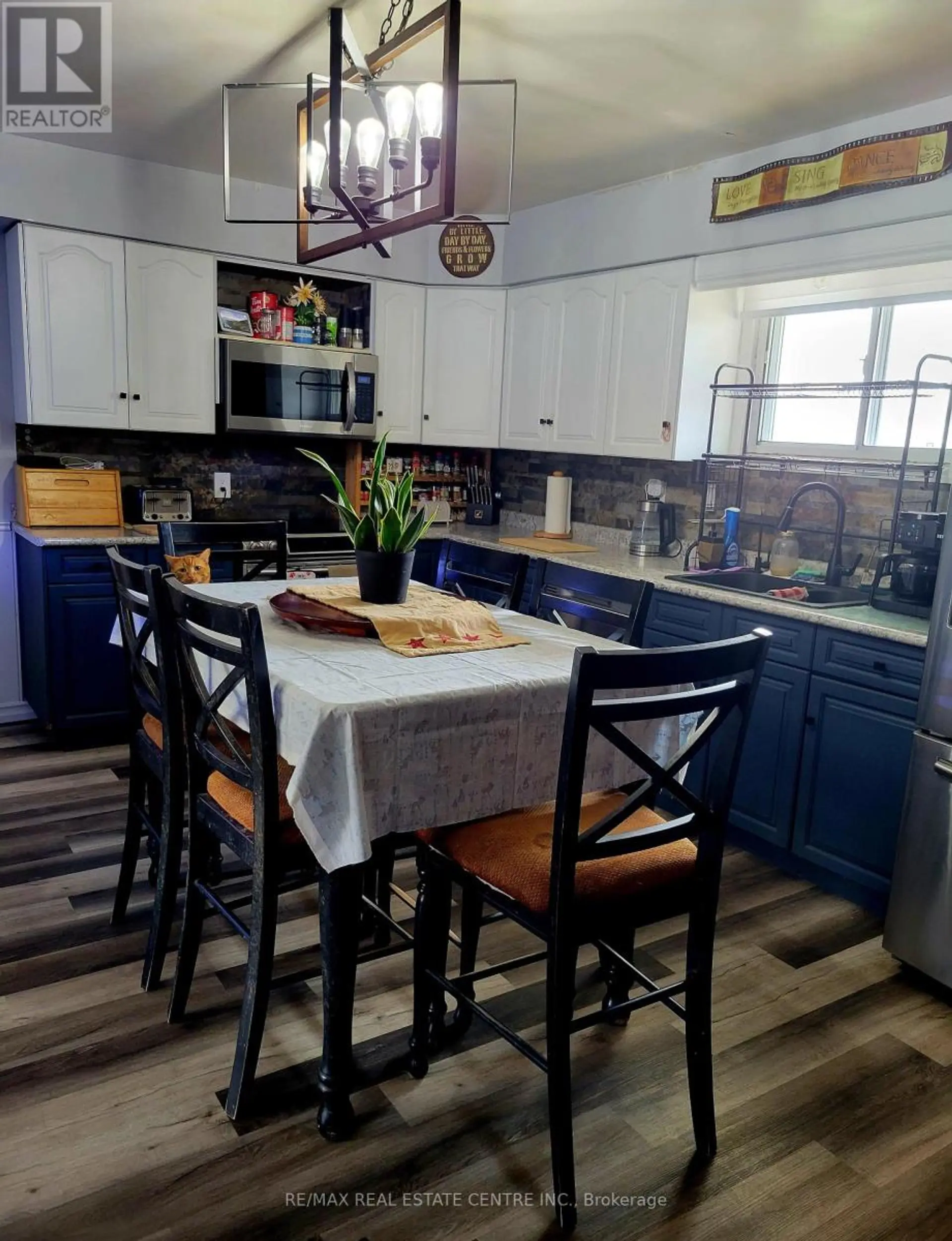127 HUNTER STREET - Image 4