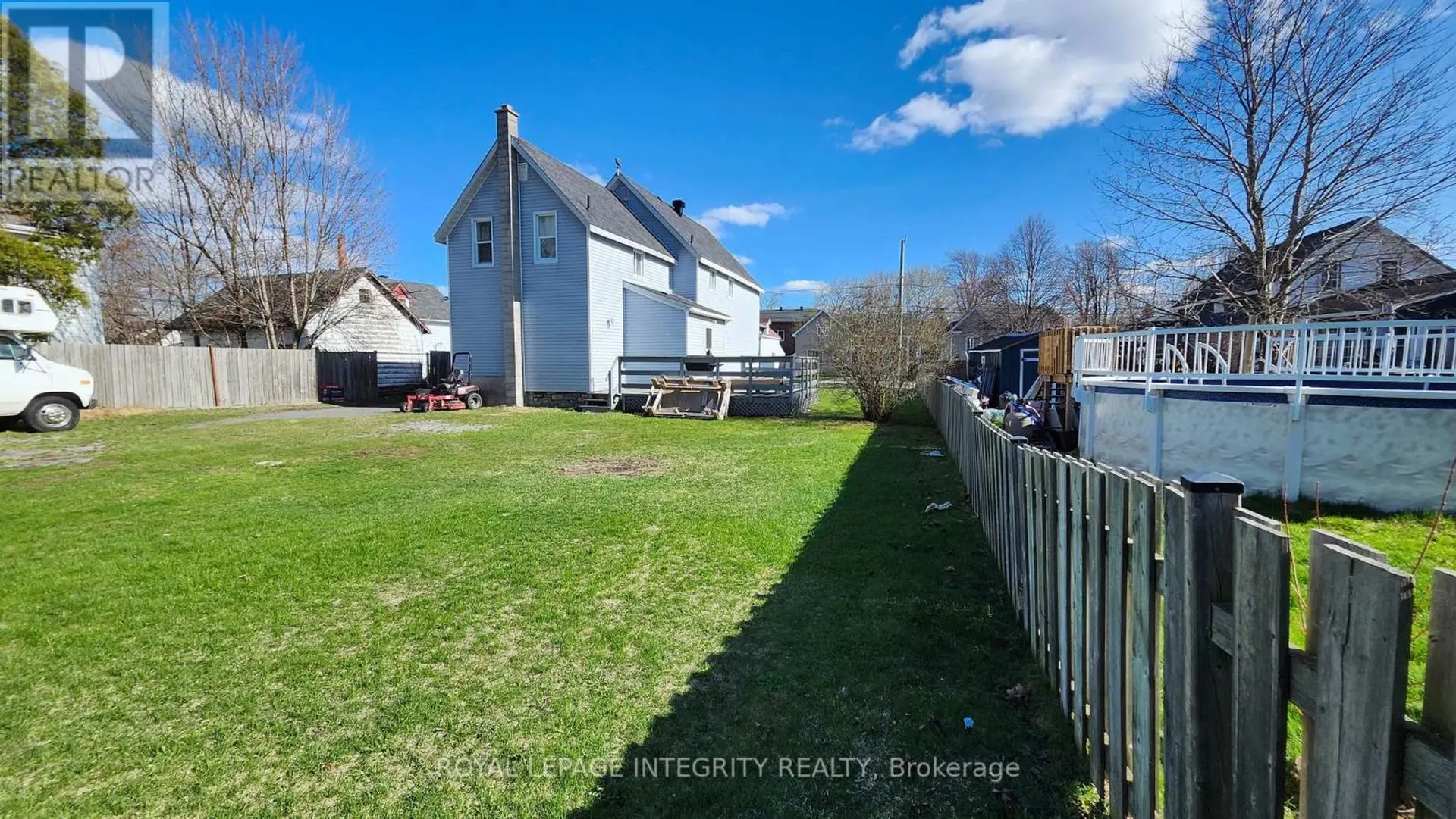 439 3RD STREET E - Image 5