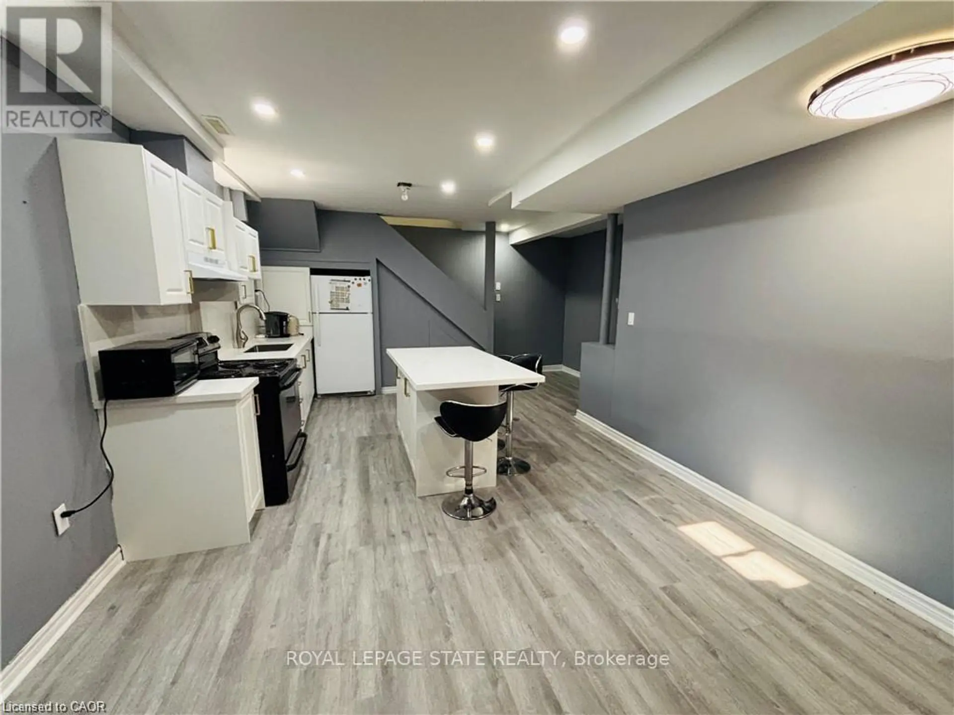 118 JACOBSON AVENUE - Image 13