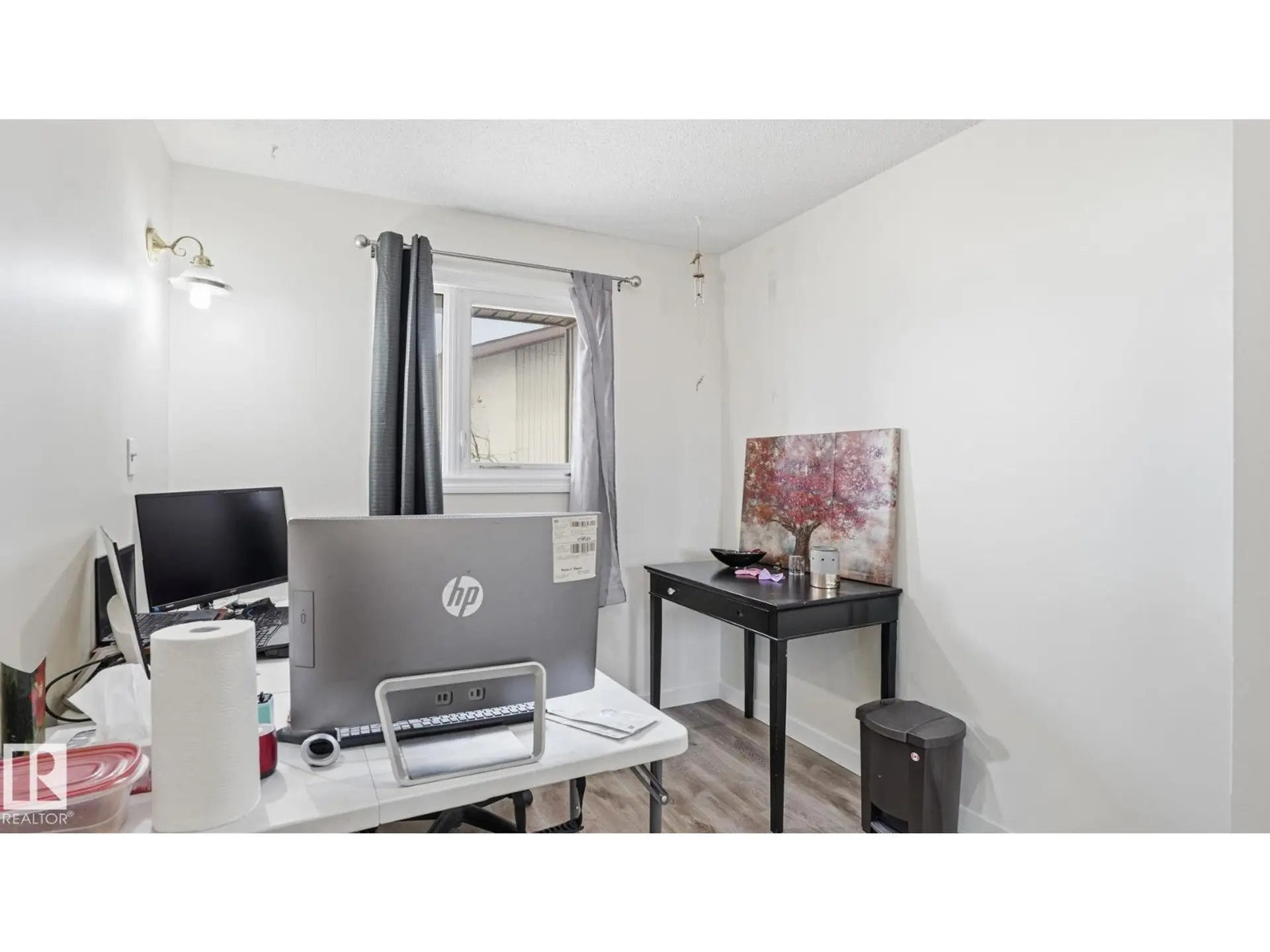 #12 14120 80 ST NW - Image 15