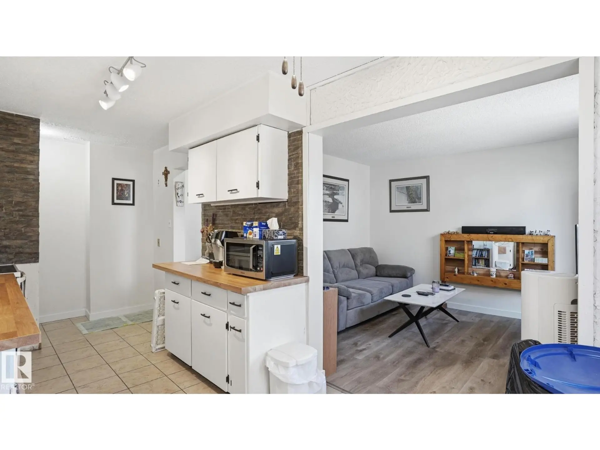 #12 14120 80 ST NW - Image 8