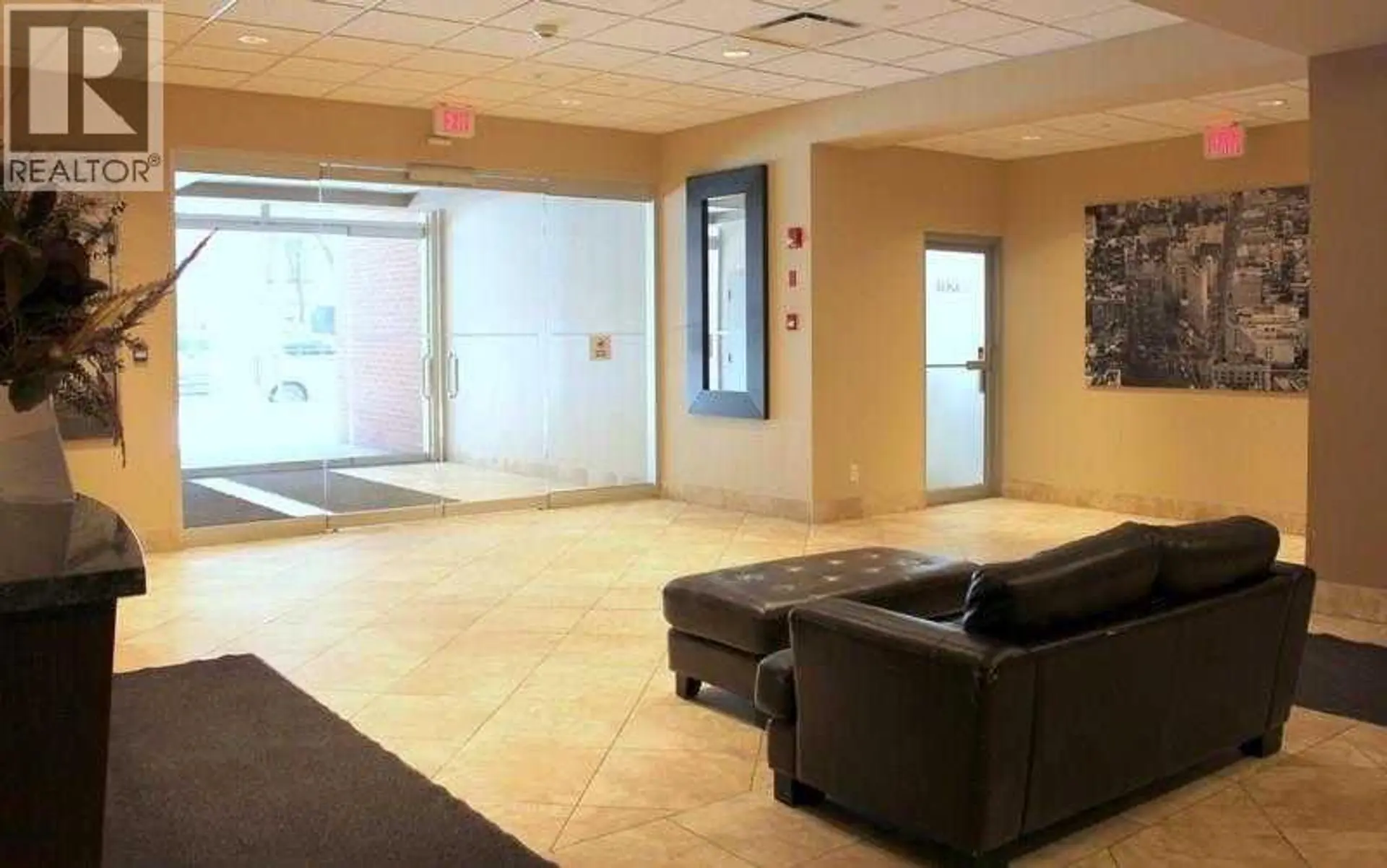 #402 738 3 Avenue SW - Image 3