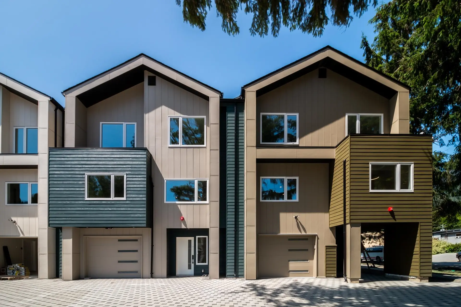 Property at 38891 Garibaldi Avenue, Squamish, BC