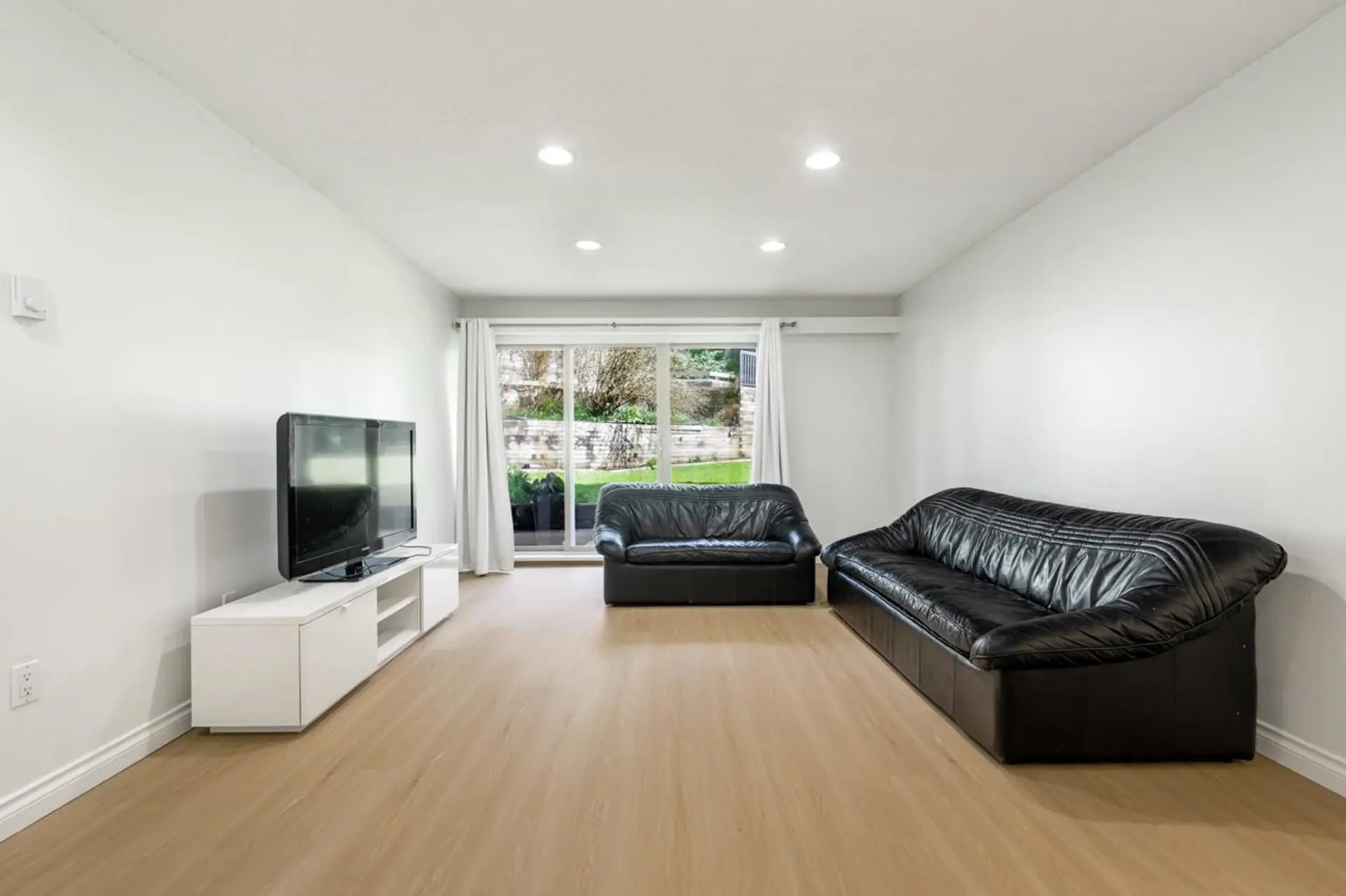 Property at #101 9857 Manchester Drive, Burnaby, BC