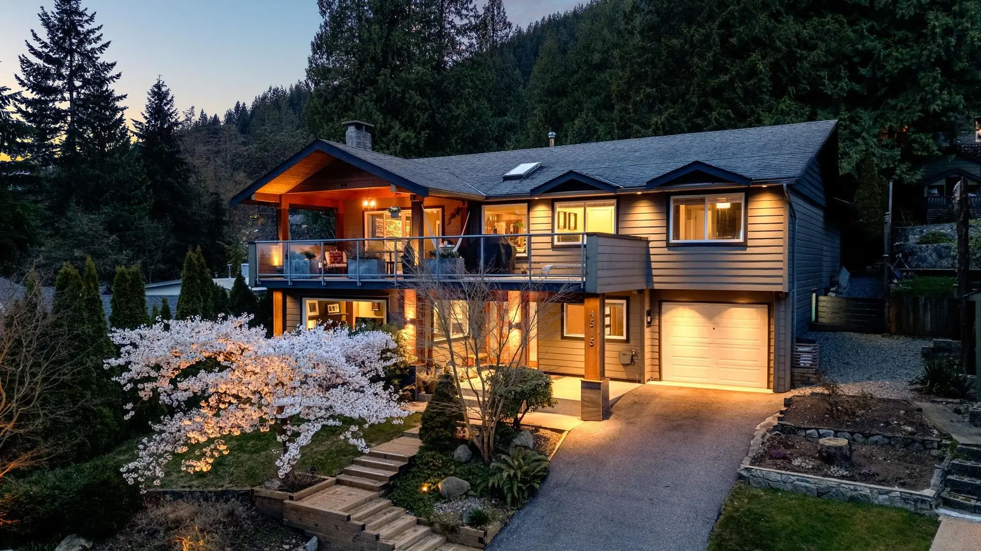Property at 4515 Meadowbank Close, North Vancouver, BC