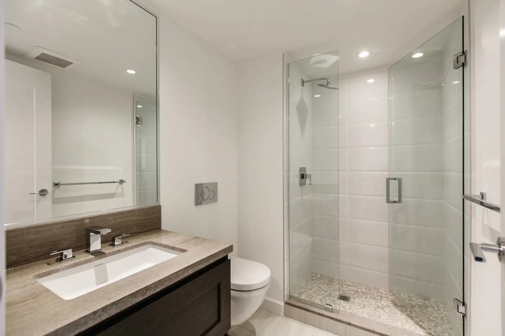 #1908 3355 Binning Road - Image 12
