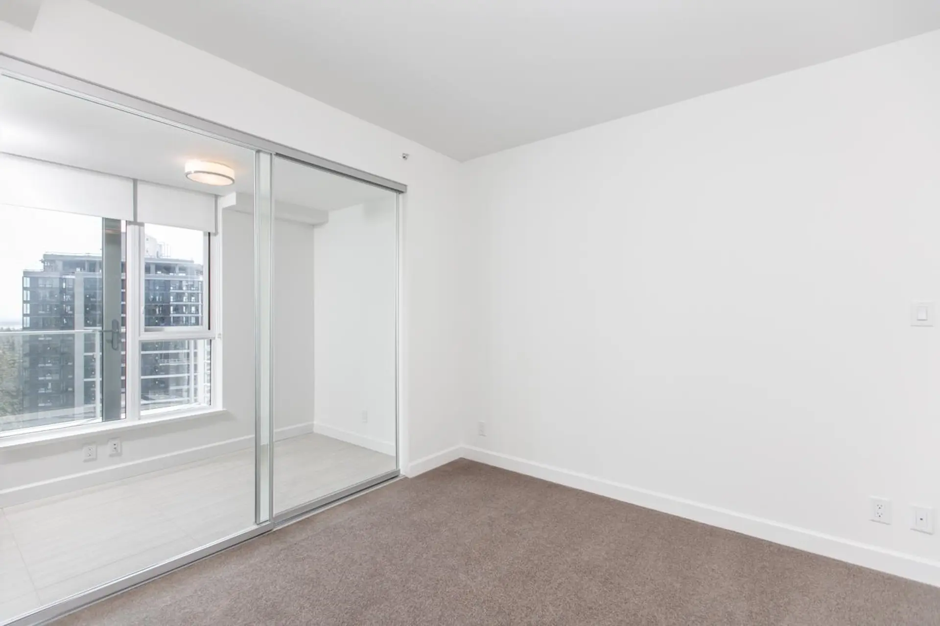 #1908 3355 Binning Road - Image 9