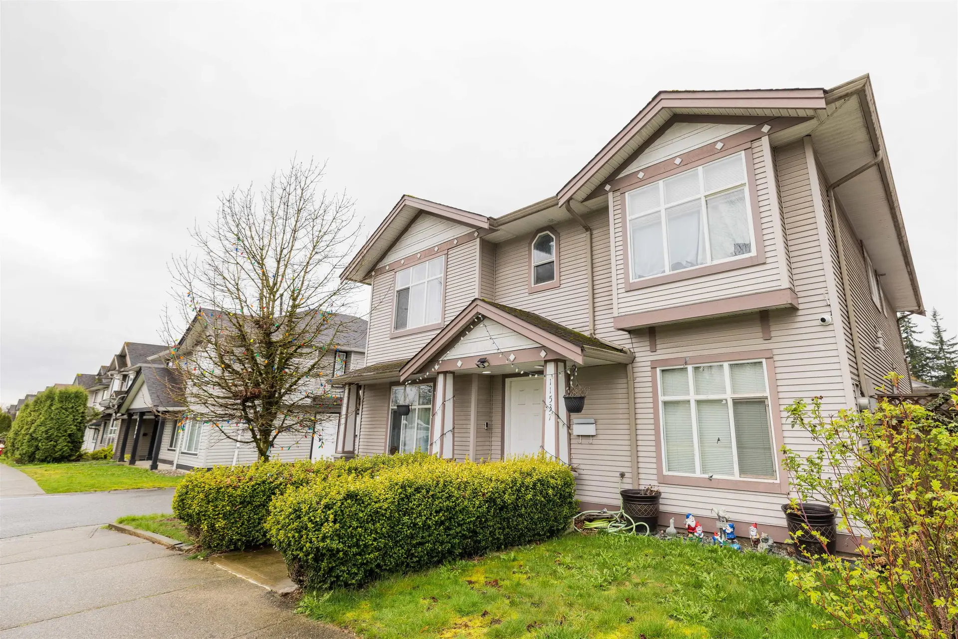 Property at 11537 240 Street, Maple Ridge, BC