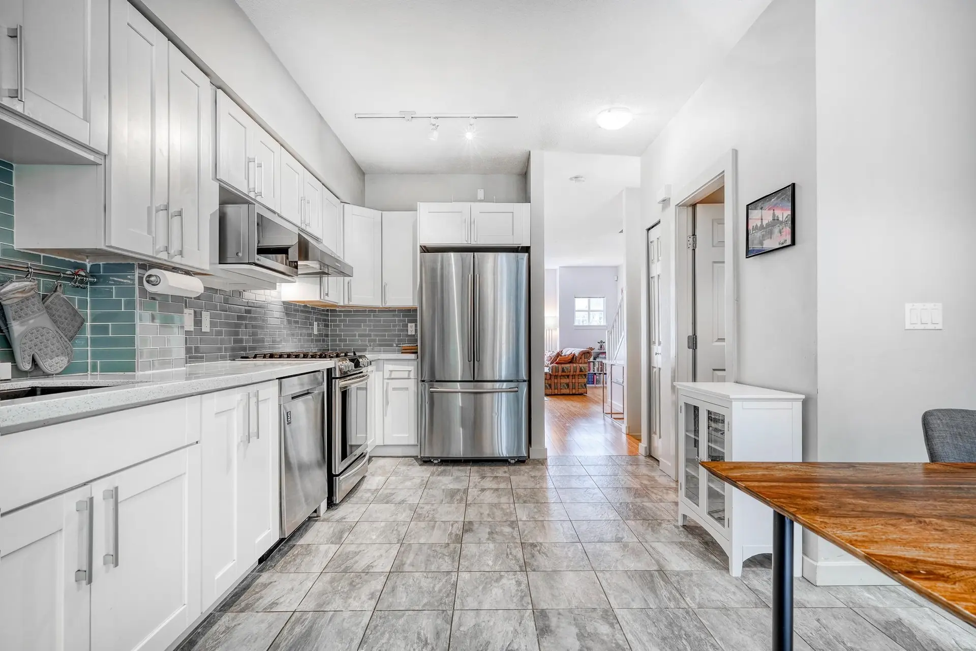 Property at 3264 Clermont Mews, Vancouver, BC