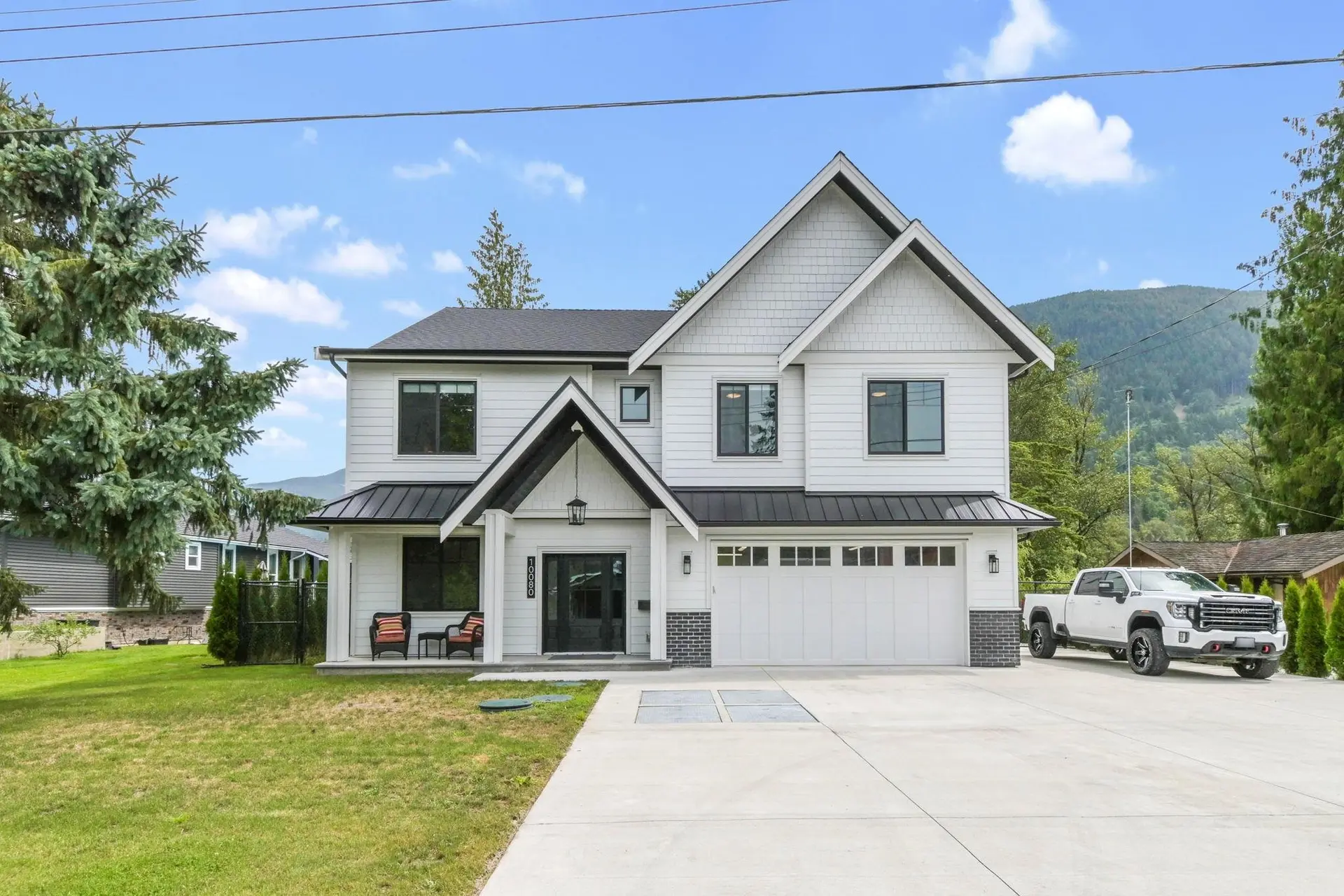 Property at 10080 Mountainview Road, Mission, BC