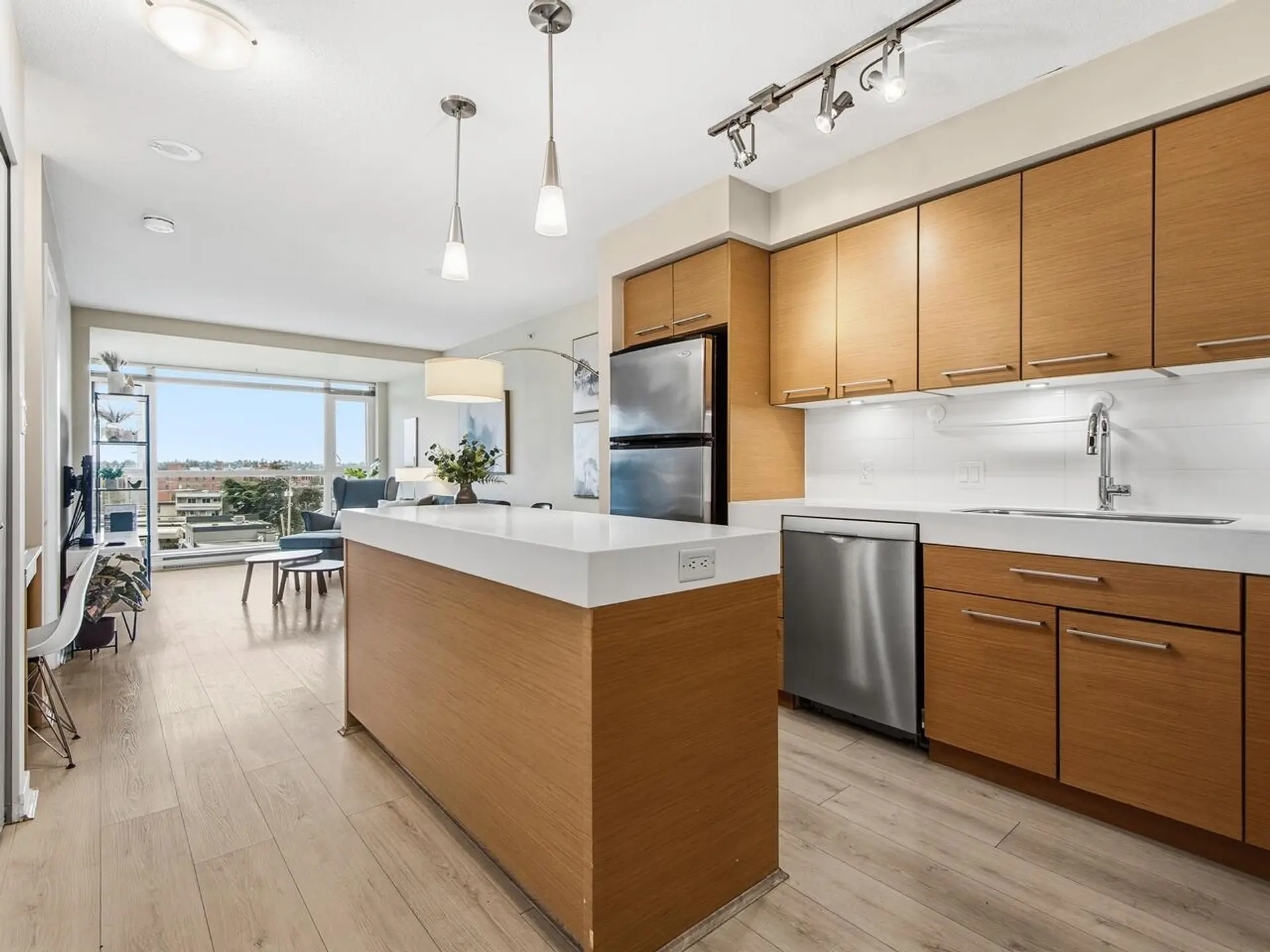 Property at #607 2770 Sophia Street, Vancouver, BC