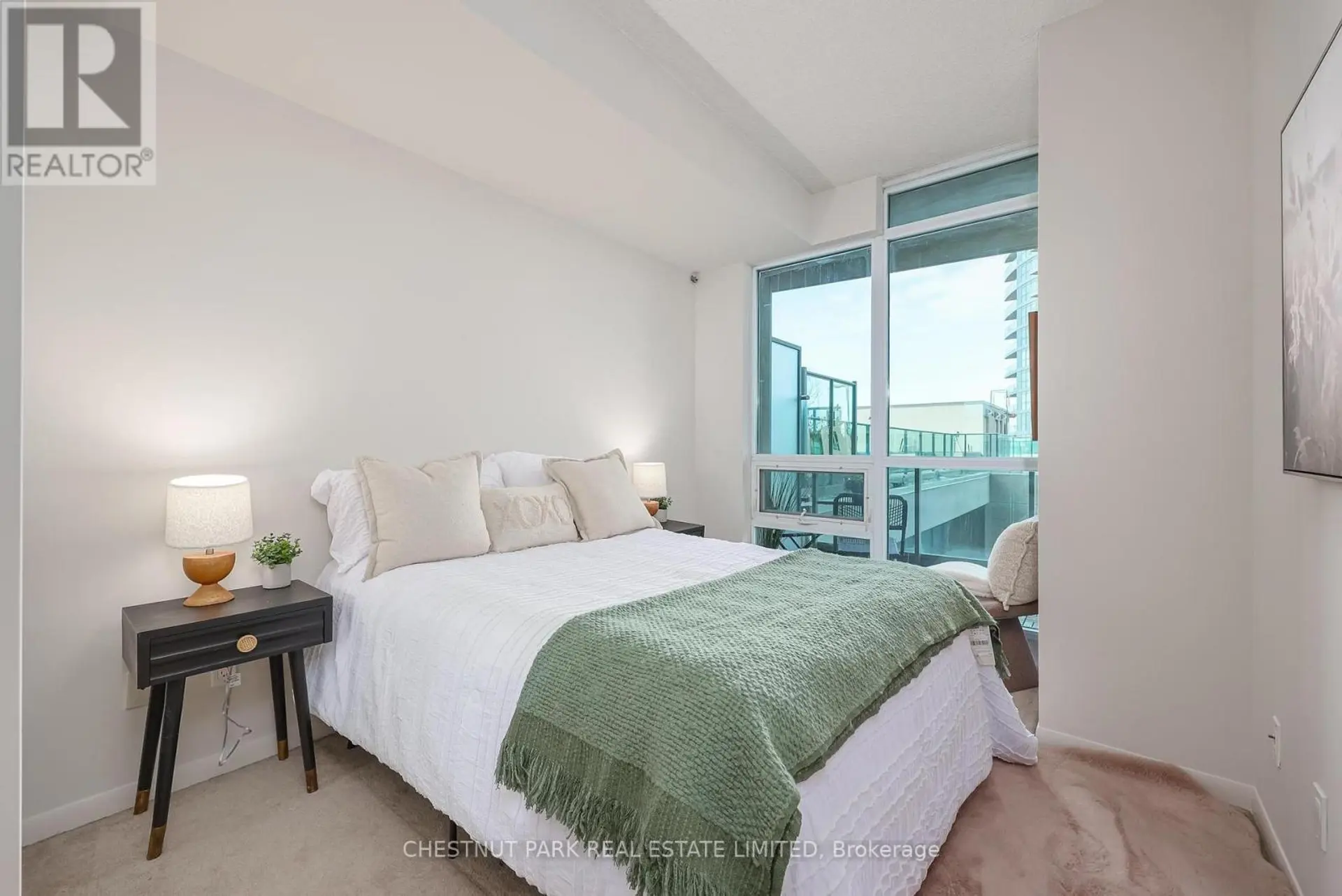 #808 215 FORT YORK BOULEVARD - Image 10