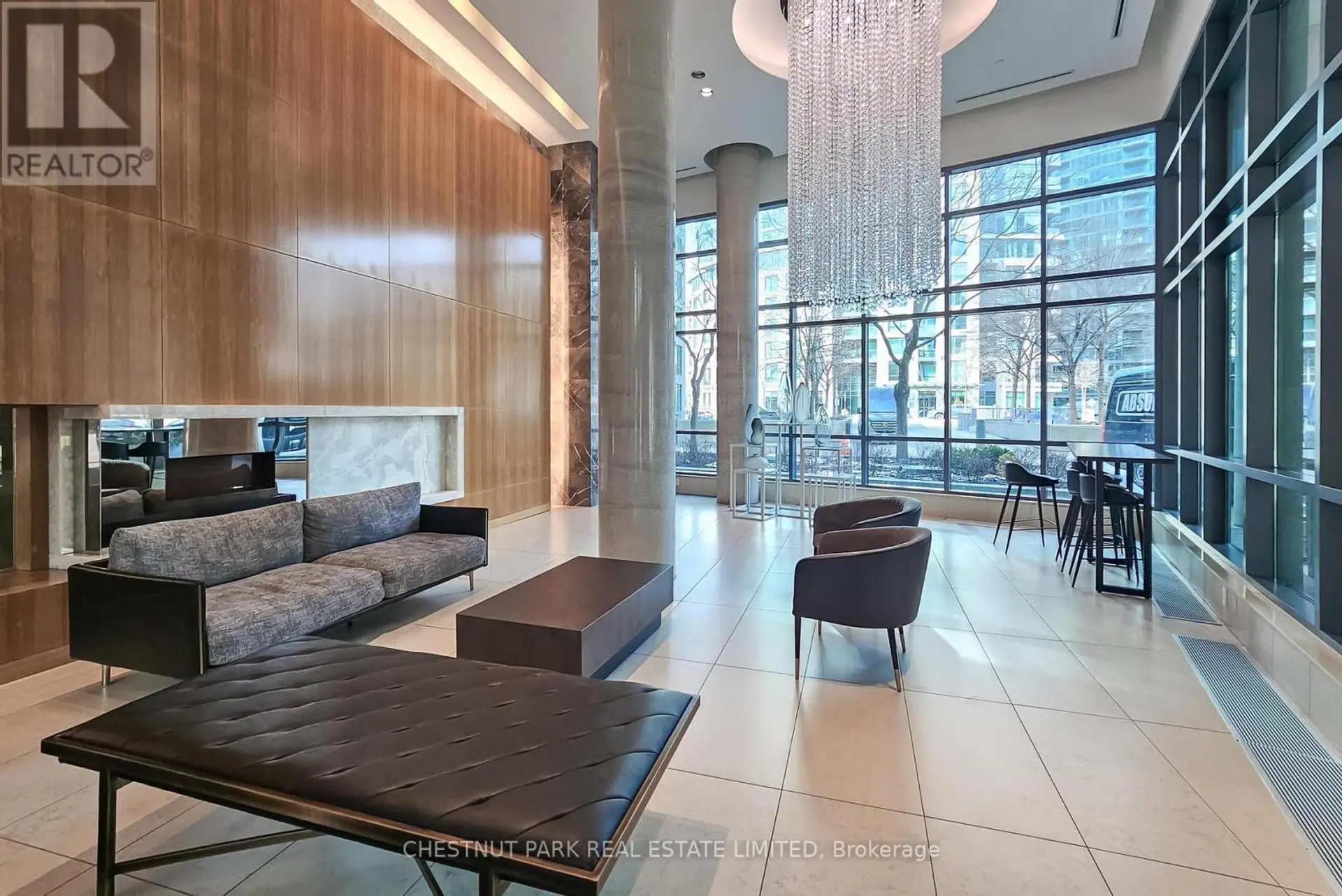 #808 215 FORT YORK BOULEVARD - Image 15
