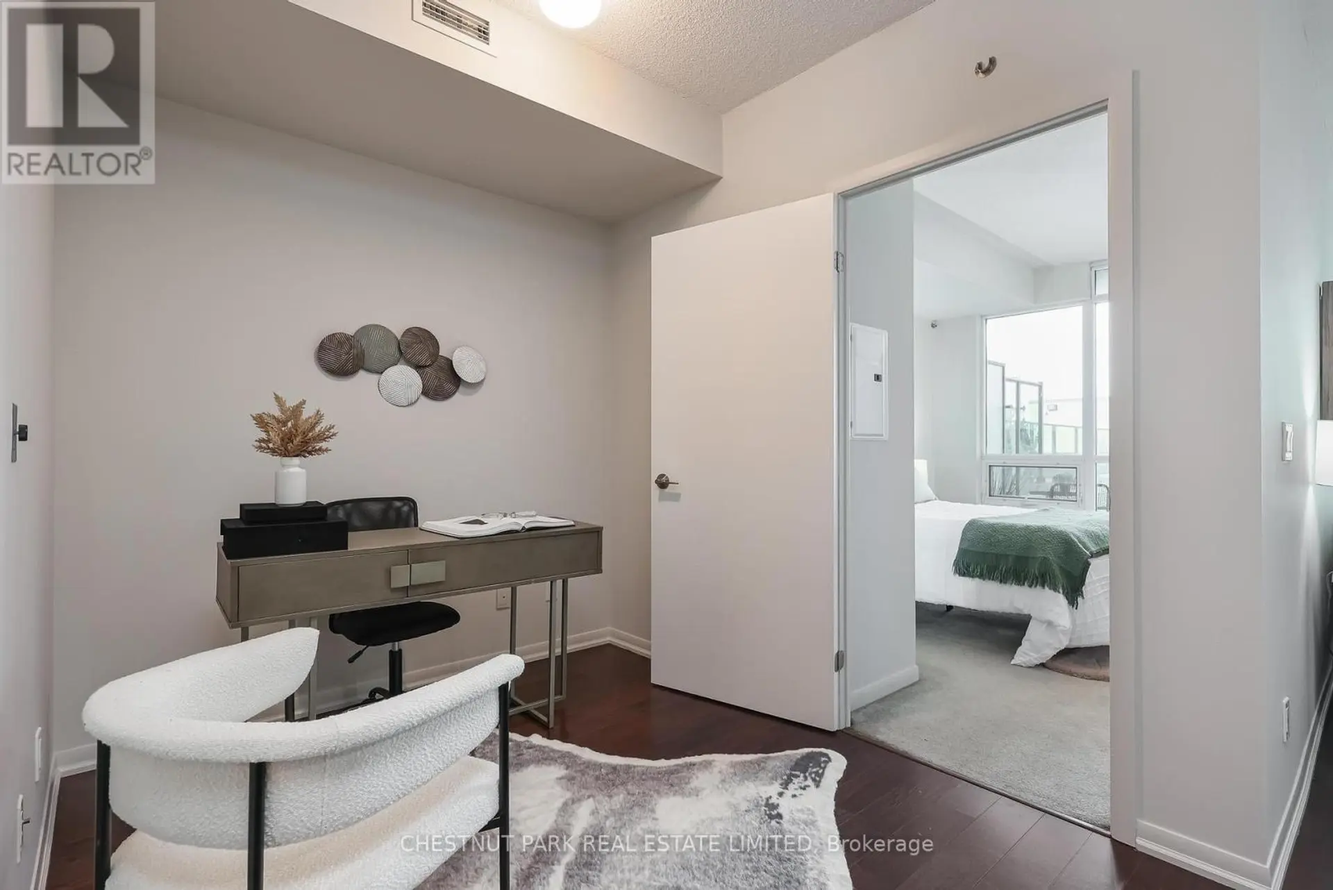 #808 215 FORT YORK BOULEVARD - Image 9