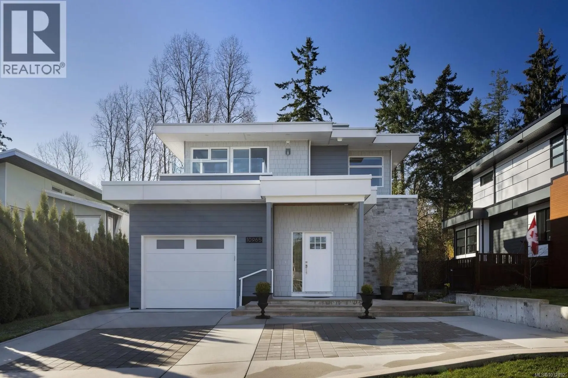 Property at 10965 Madrona Dr, North Saanich, BC