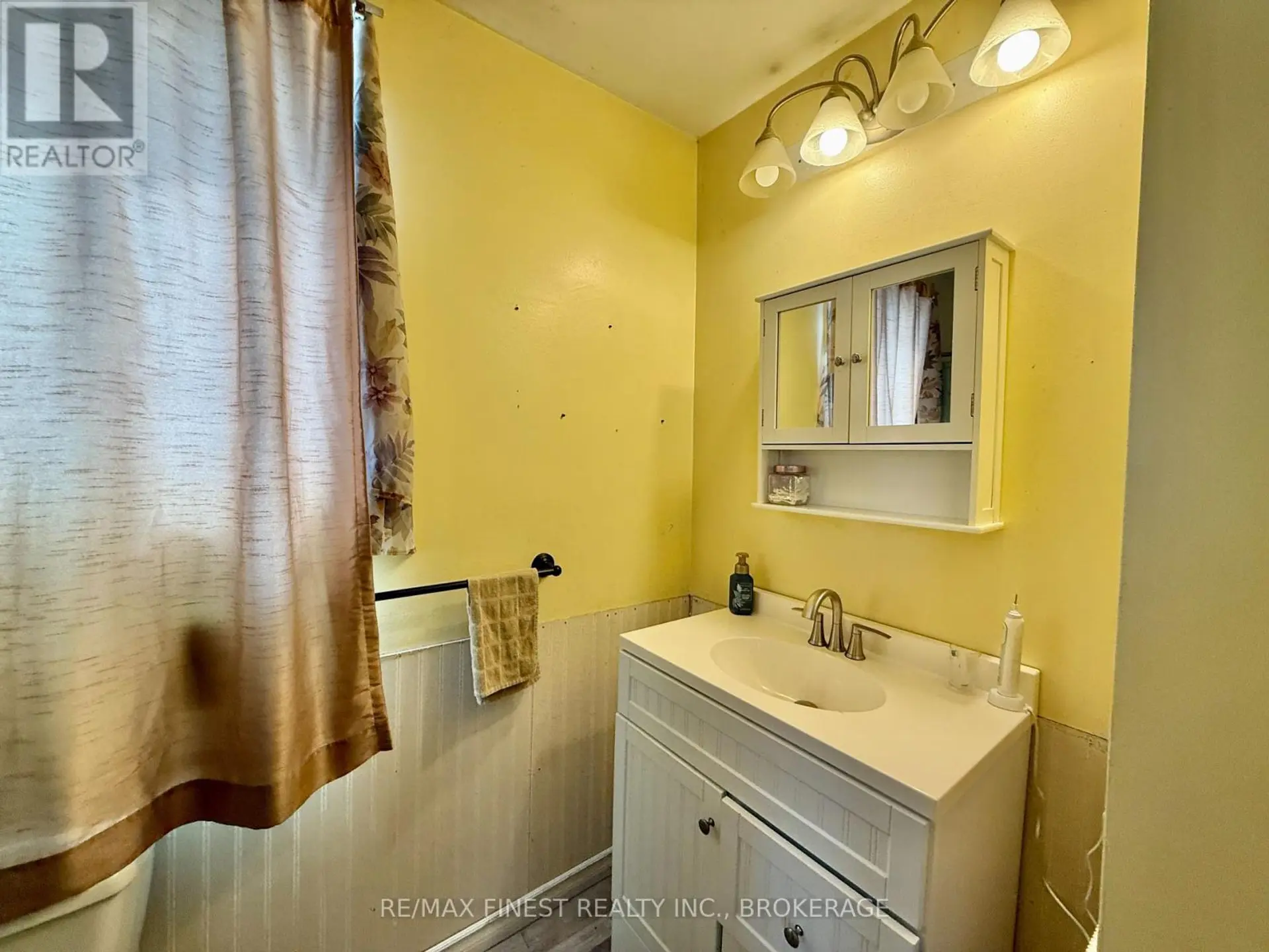 776 GROUSE CRESCENT - Image 8