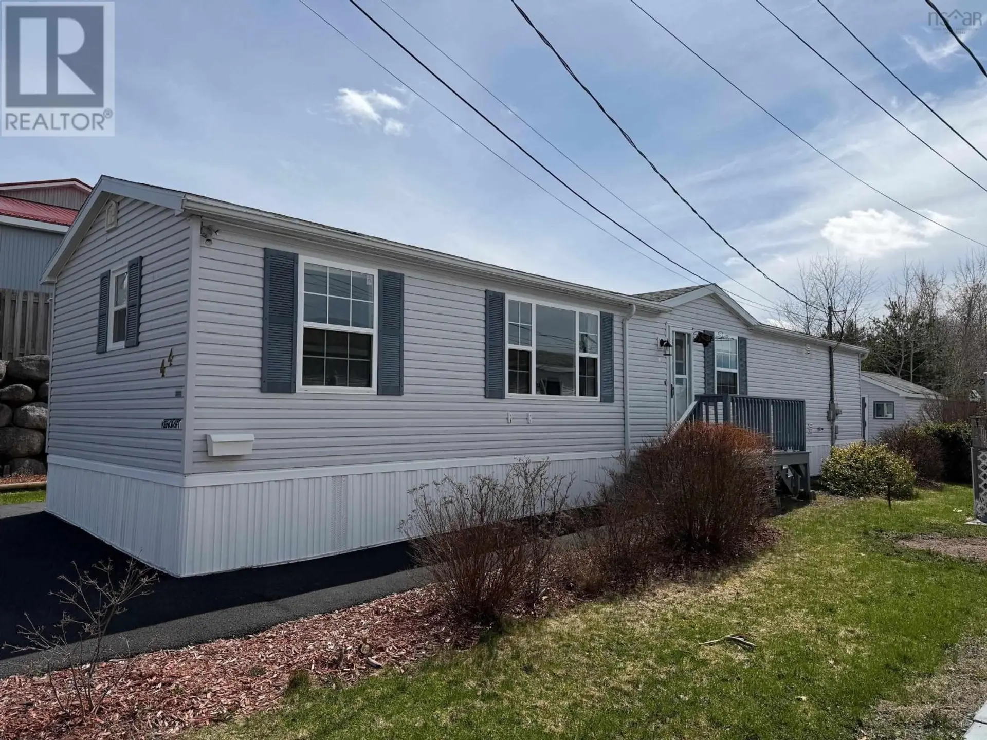 44 Clairmount Avenue - Image 1