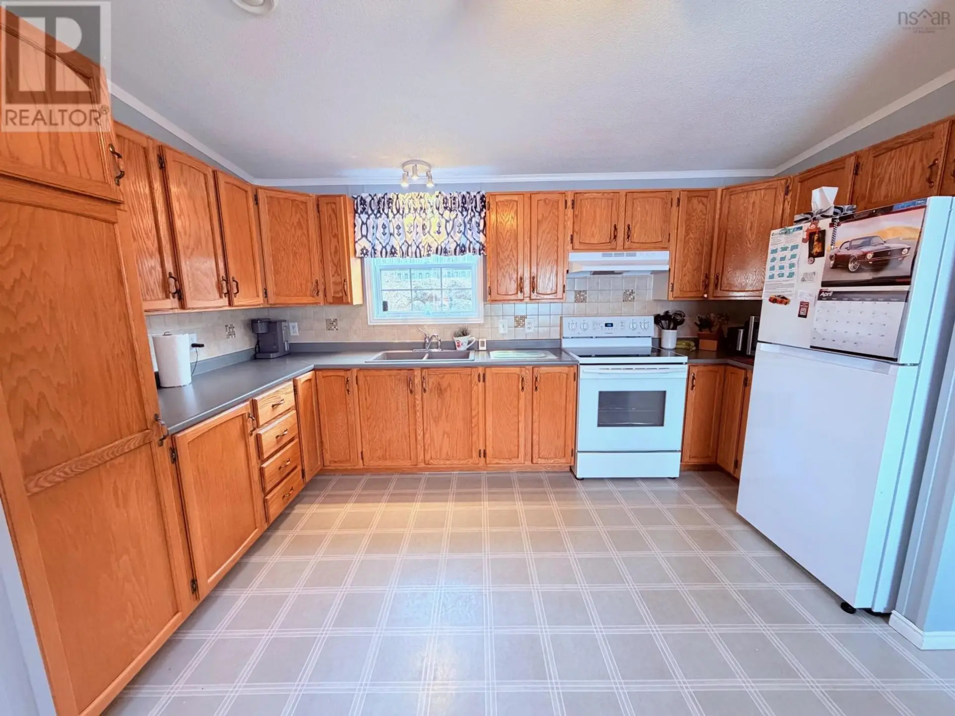 44 Clairmount Avenue - Image 5
