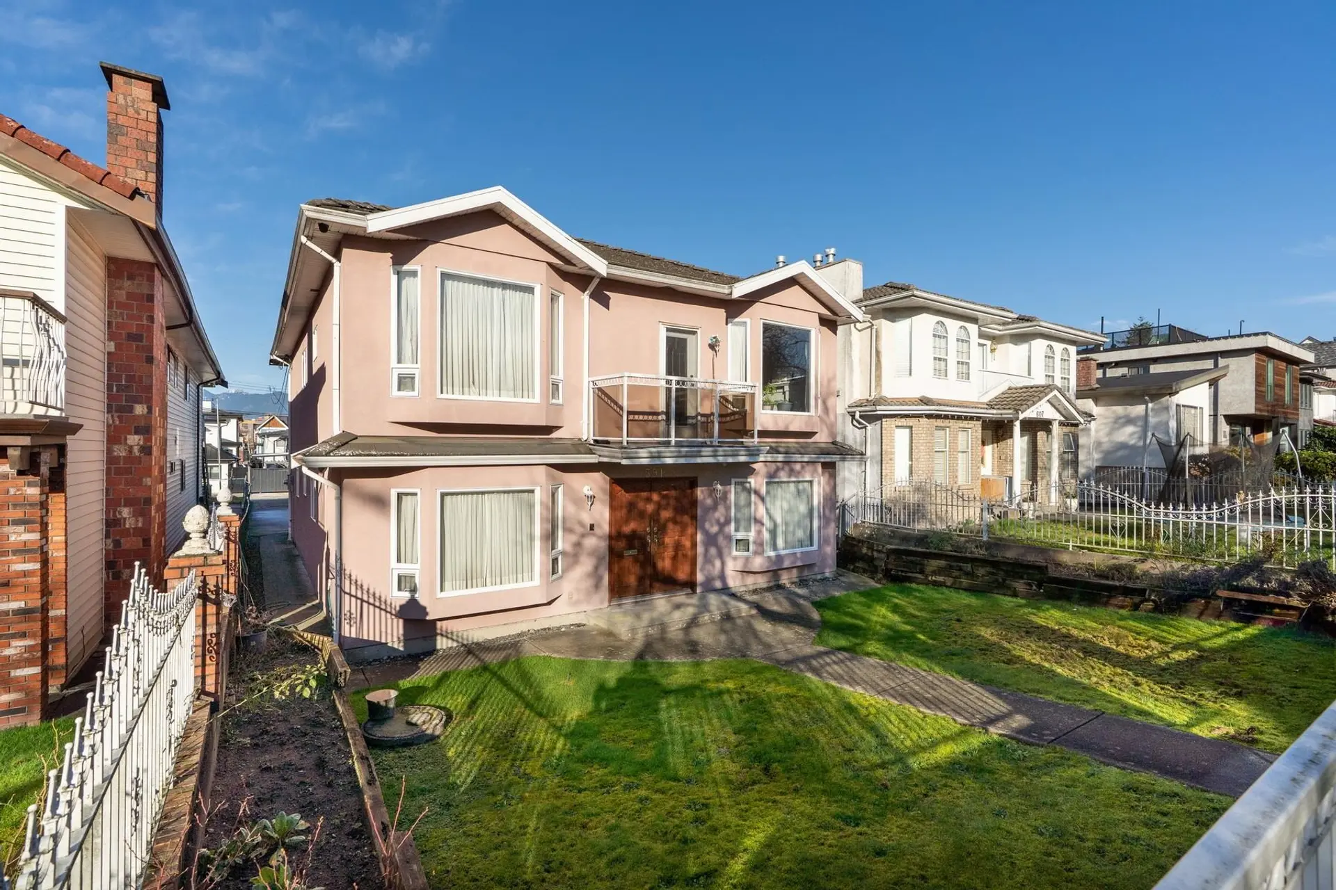 Property at 591 E 28th Avenue, Vancouver, BC