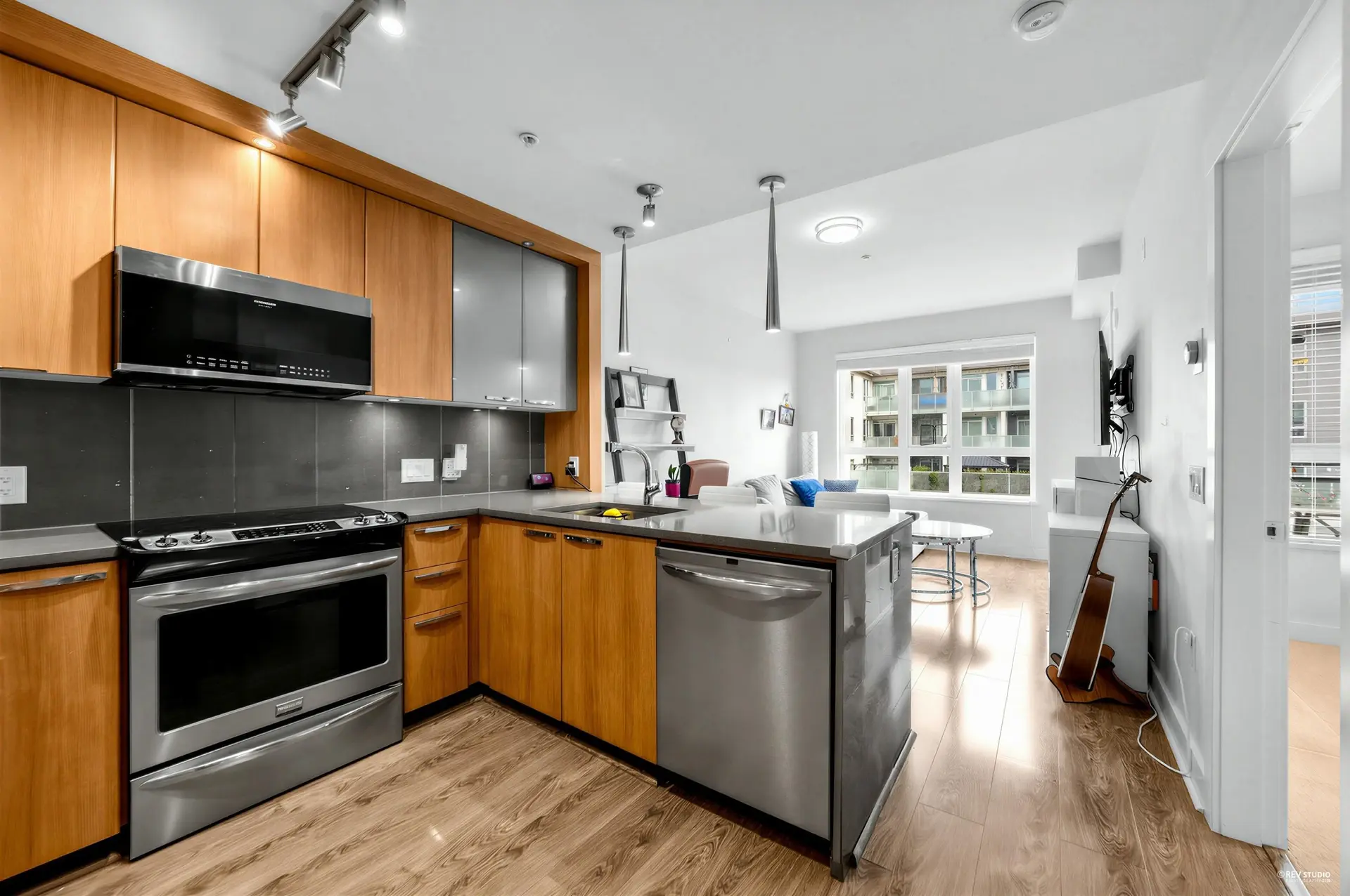 Property at #307 733 W 14 Street, North Vancouver, BC