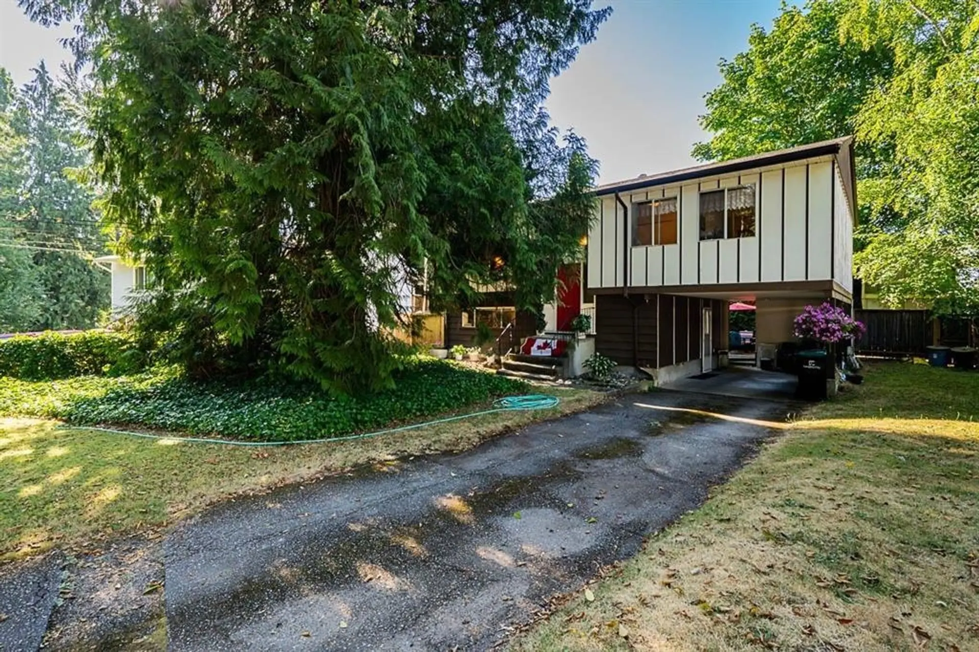 Property at 19850 54 Avenue, Langley, BC