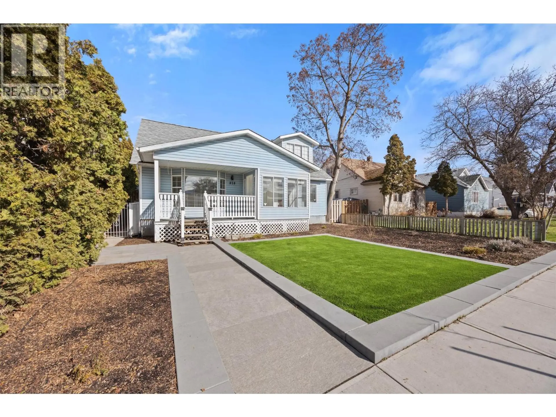 Property at 828 Sutherland Avenue, Kelowna, BC