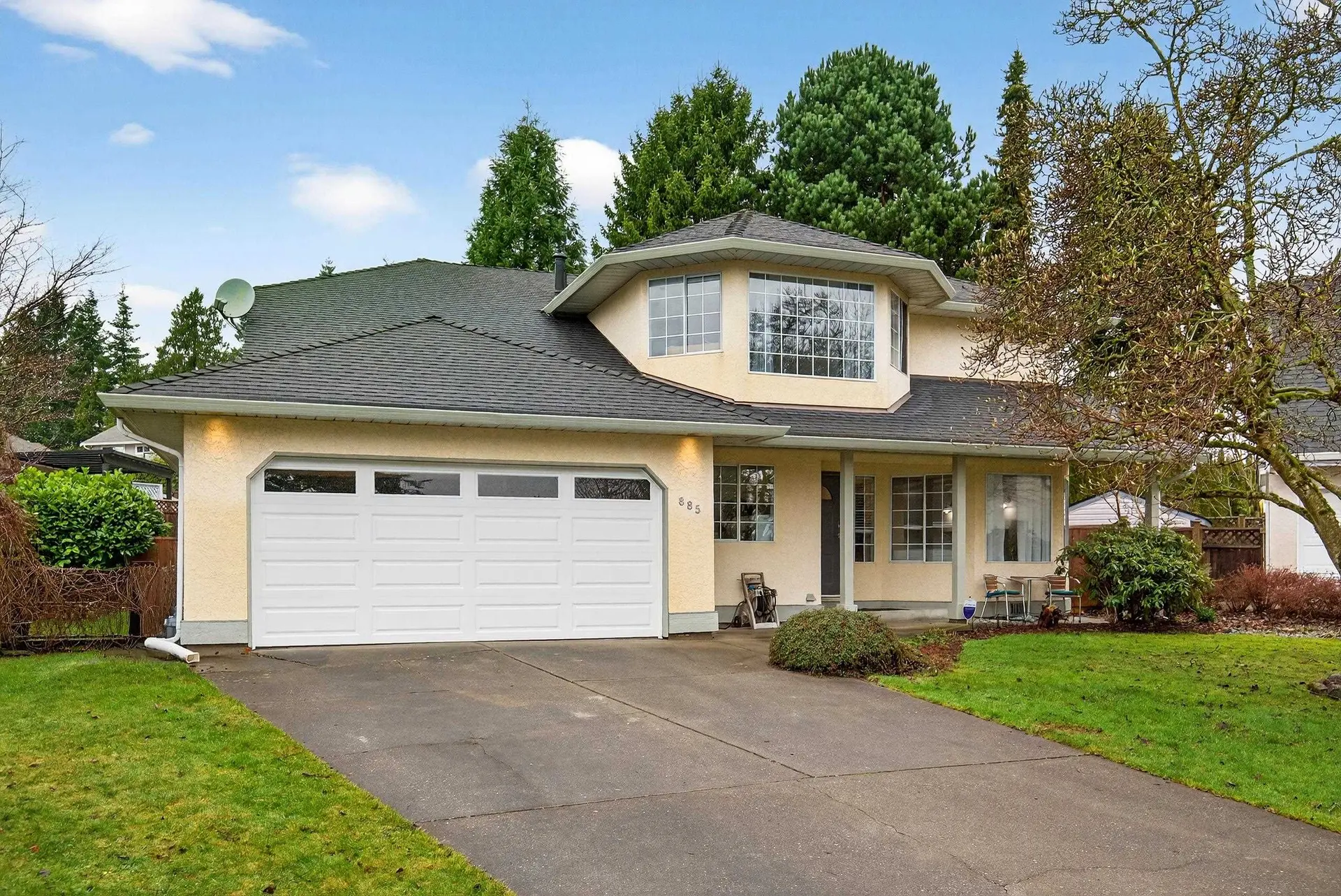Property at 885 165 Street, Surrey, BC