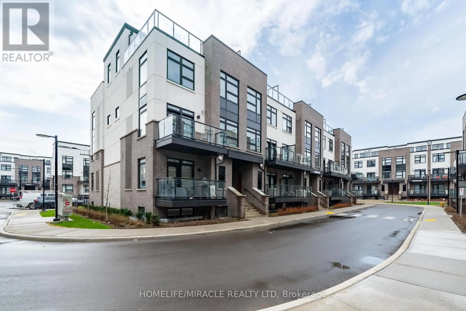 #104 1593 ROSE WAY - Image 1