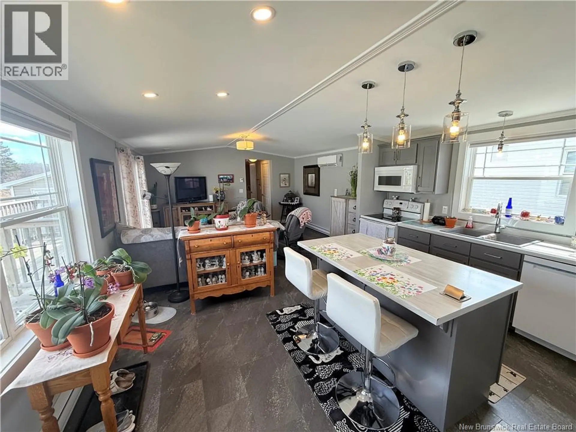 11 IVORY COURT - Image 7