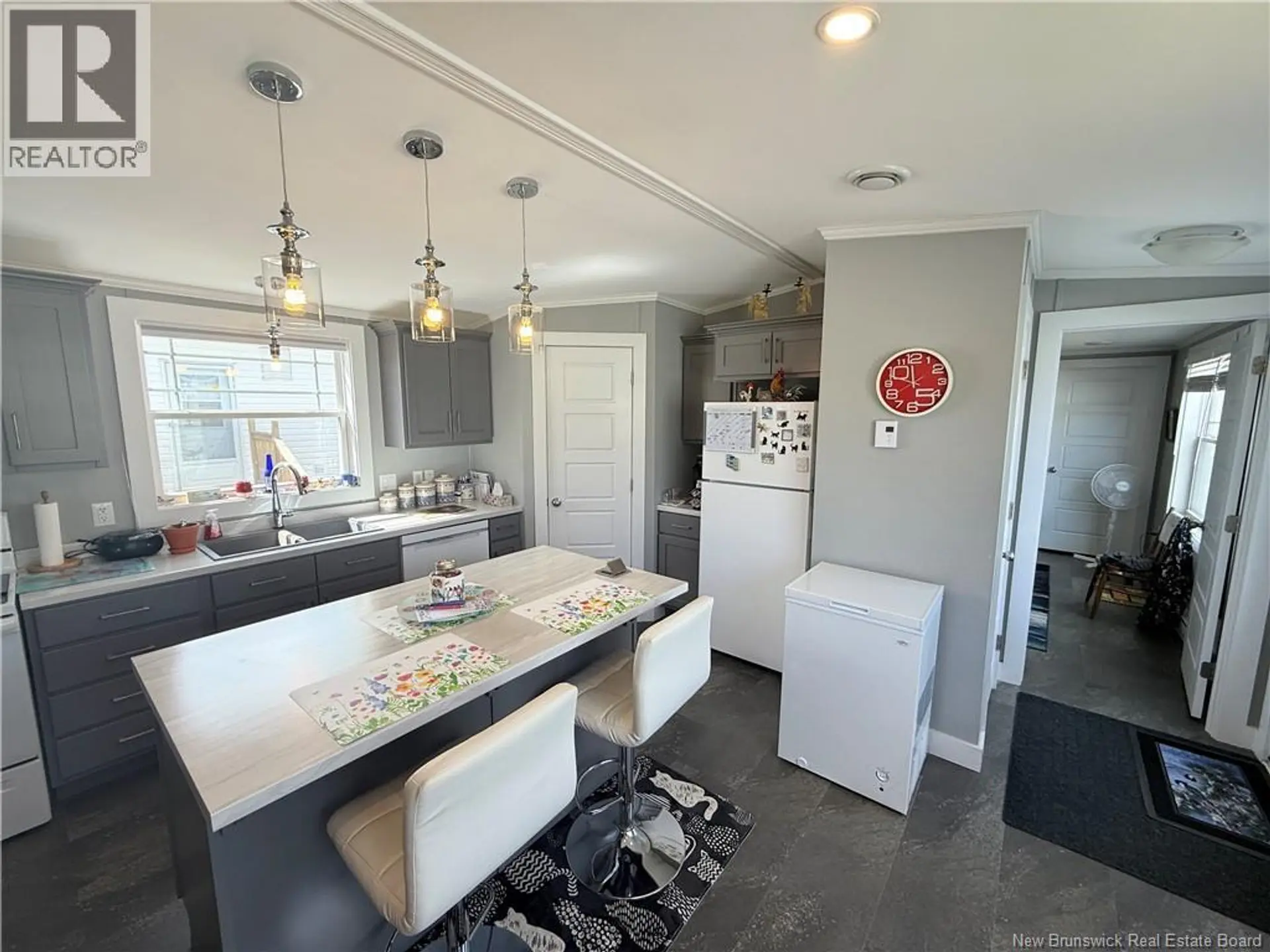 11 IVORY COURT - Image 8