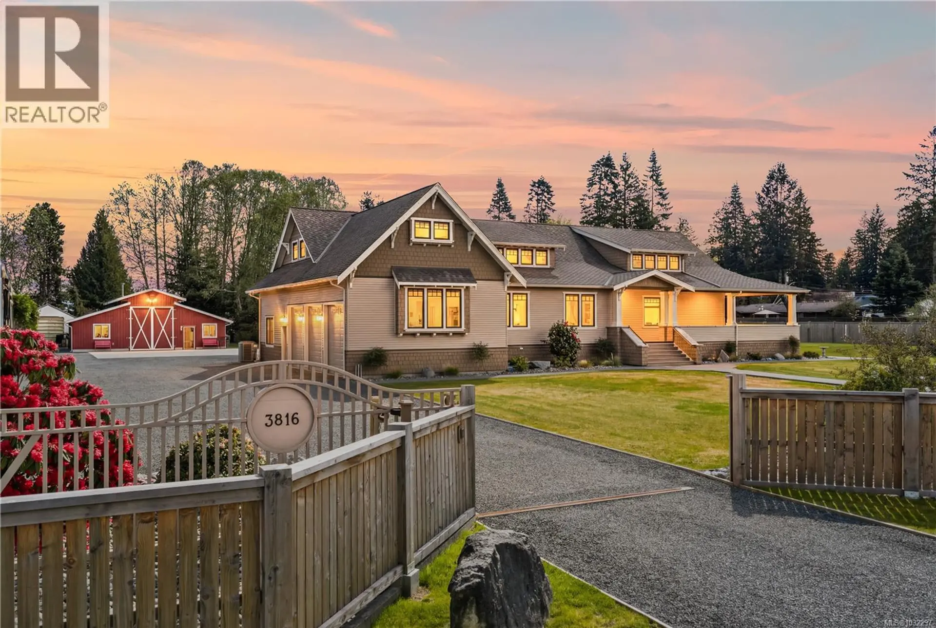Property at 3816 Stuart Pl, Campbell River, BC