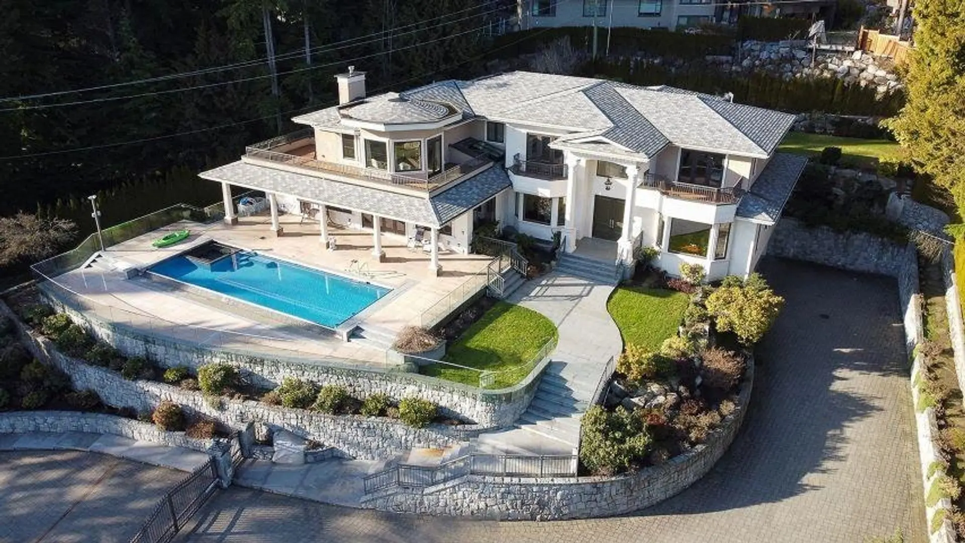 Property at 1167 Eyremount Drive, West Vancouver, BC