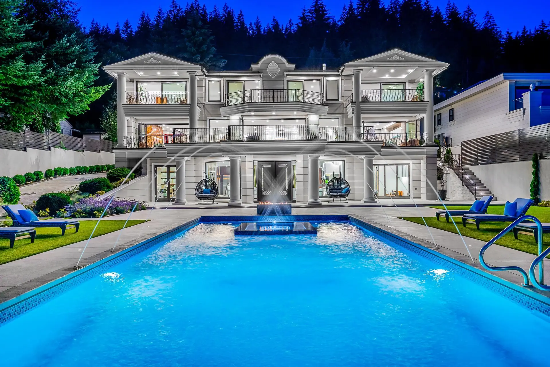 Property at 1123 Crestline Road, West Vancouver, BC