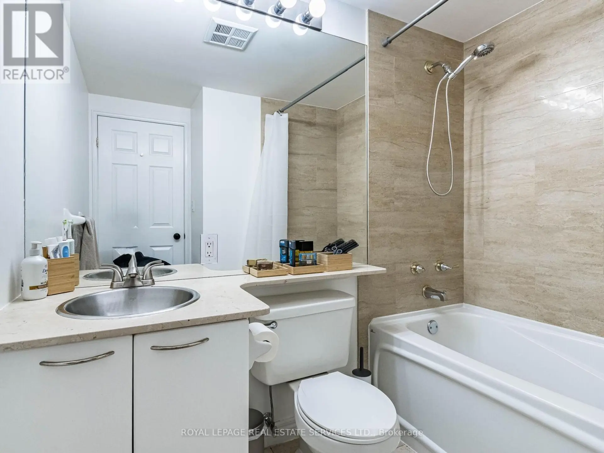 #802 55 BLOOR STREET E - Image 11