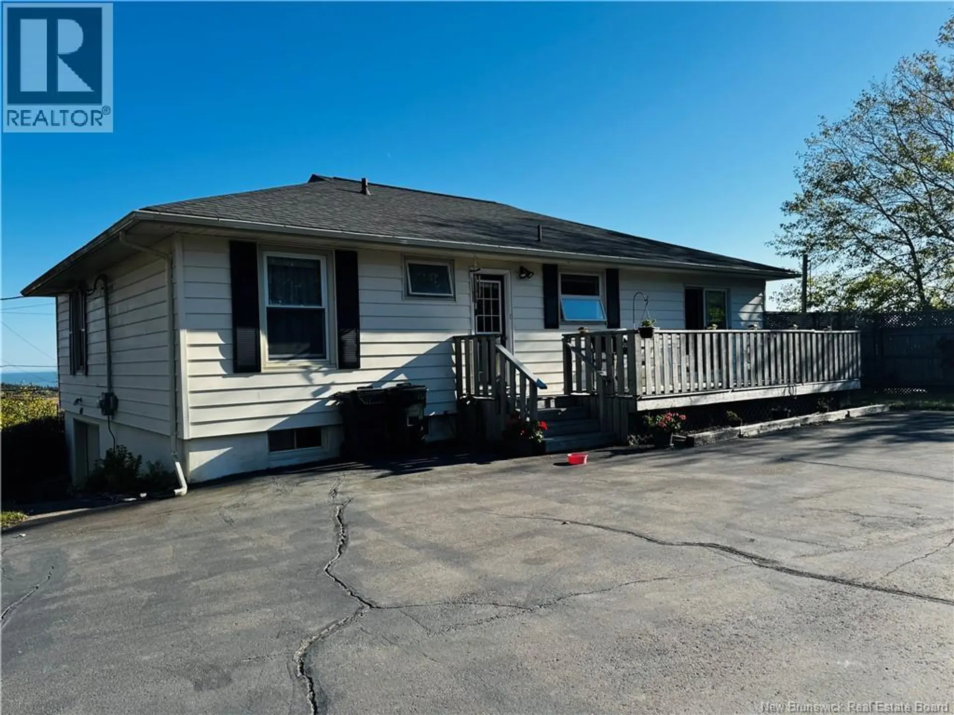 400 Clearview Row - Image 20